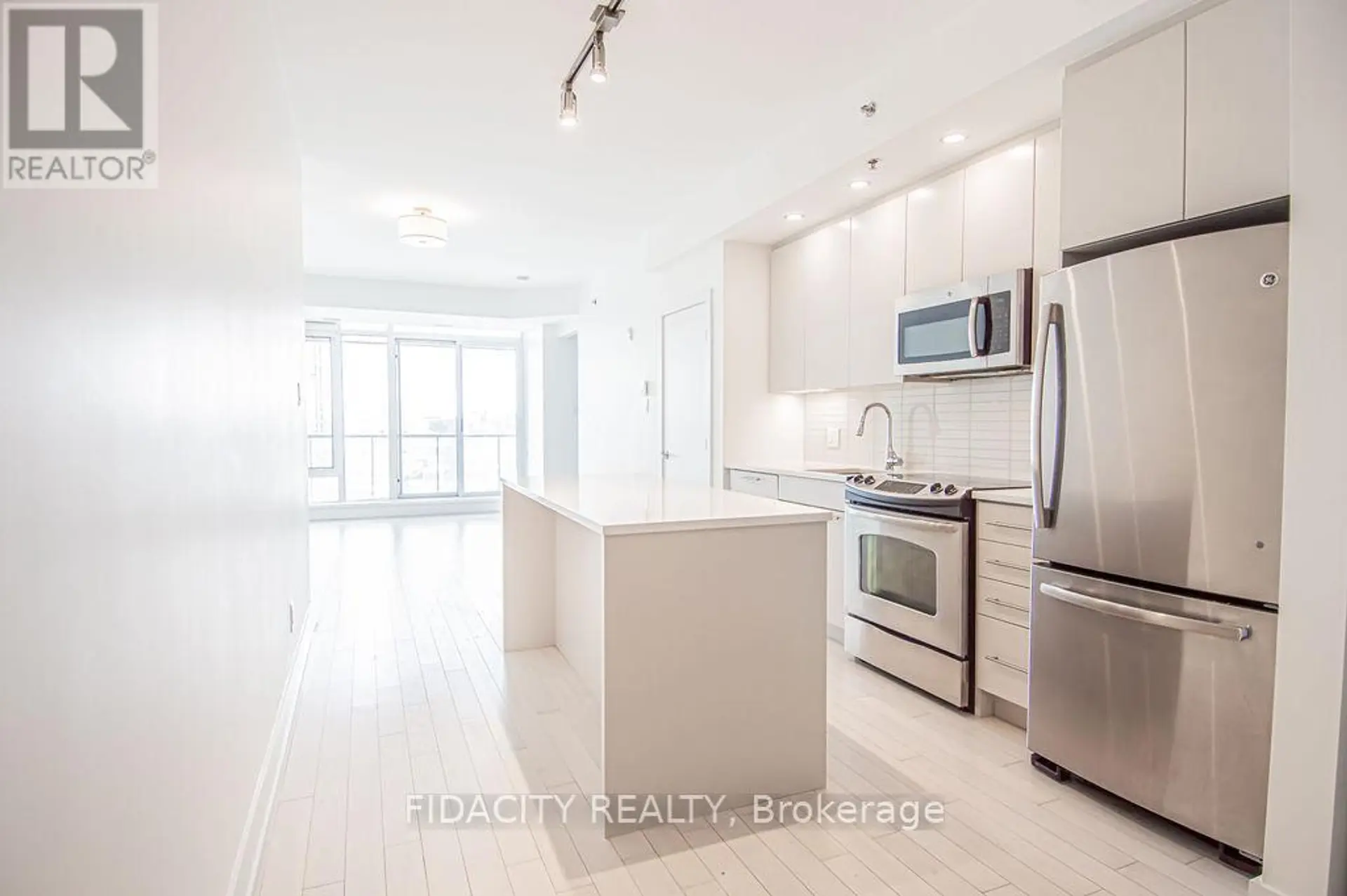 #513 88 RICHMOND ROAD - Image 5