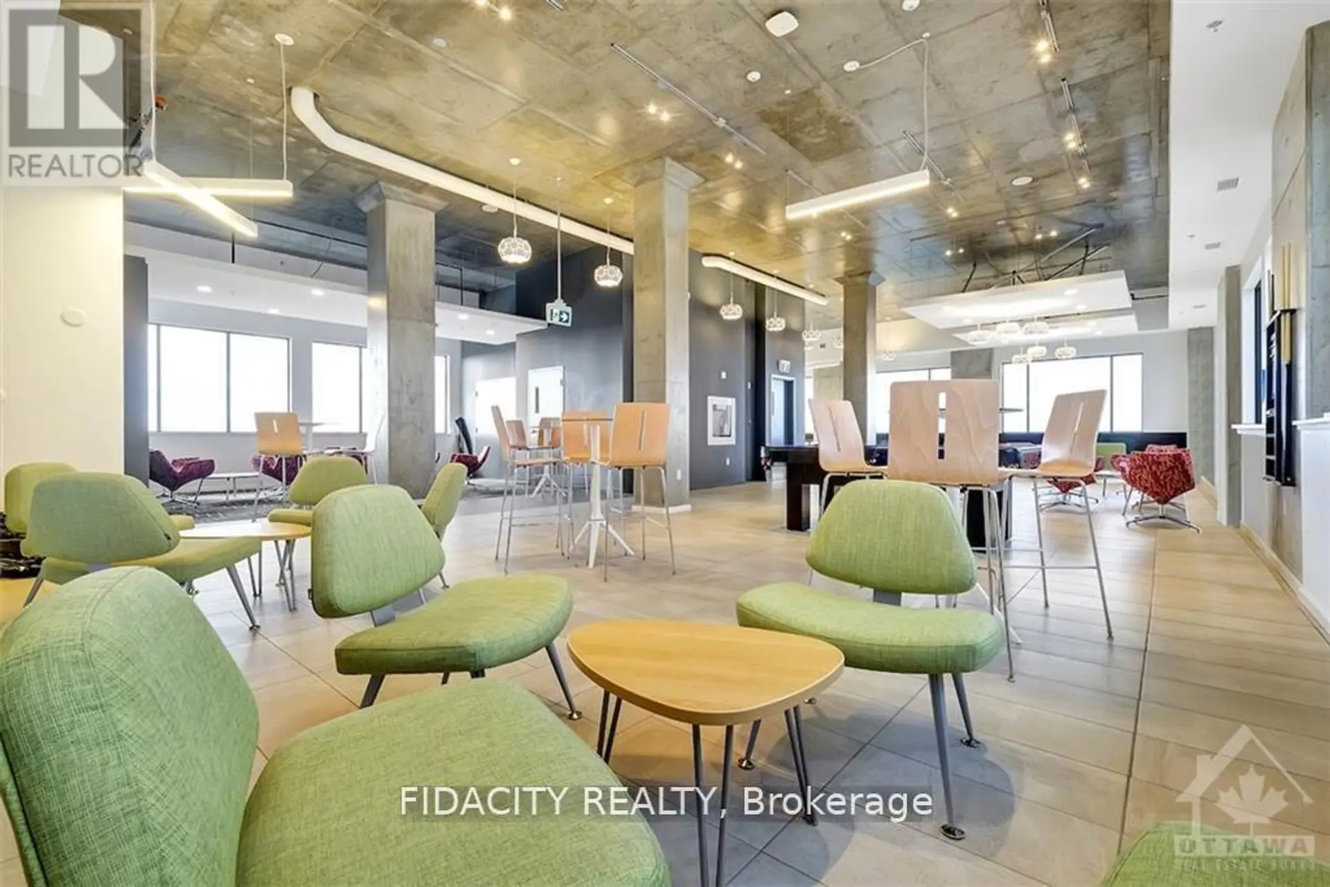 #1615 105 CHAMPAGNE AVENUE S - Image 17