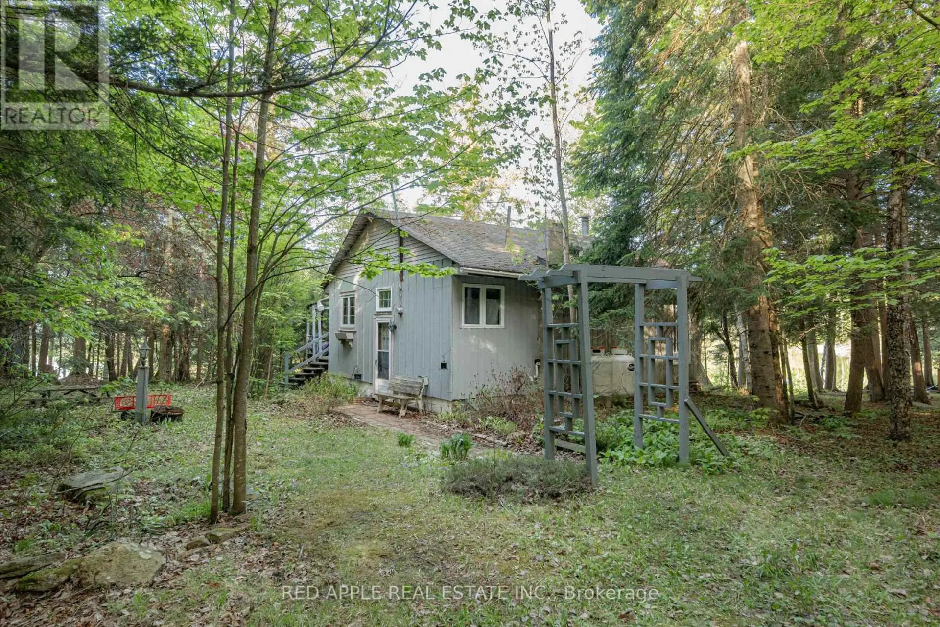 1004 BELLWOOD LANE - Image 9