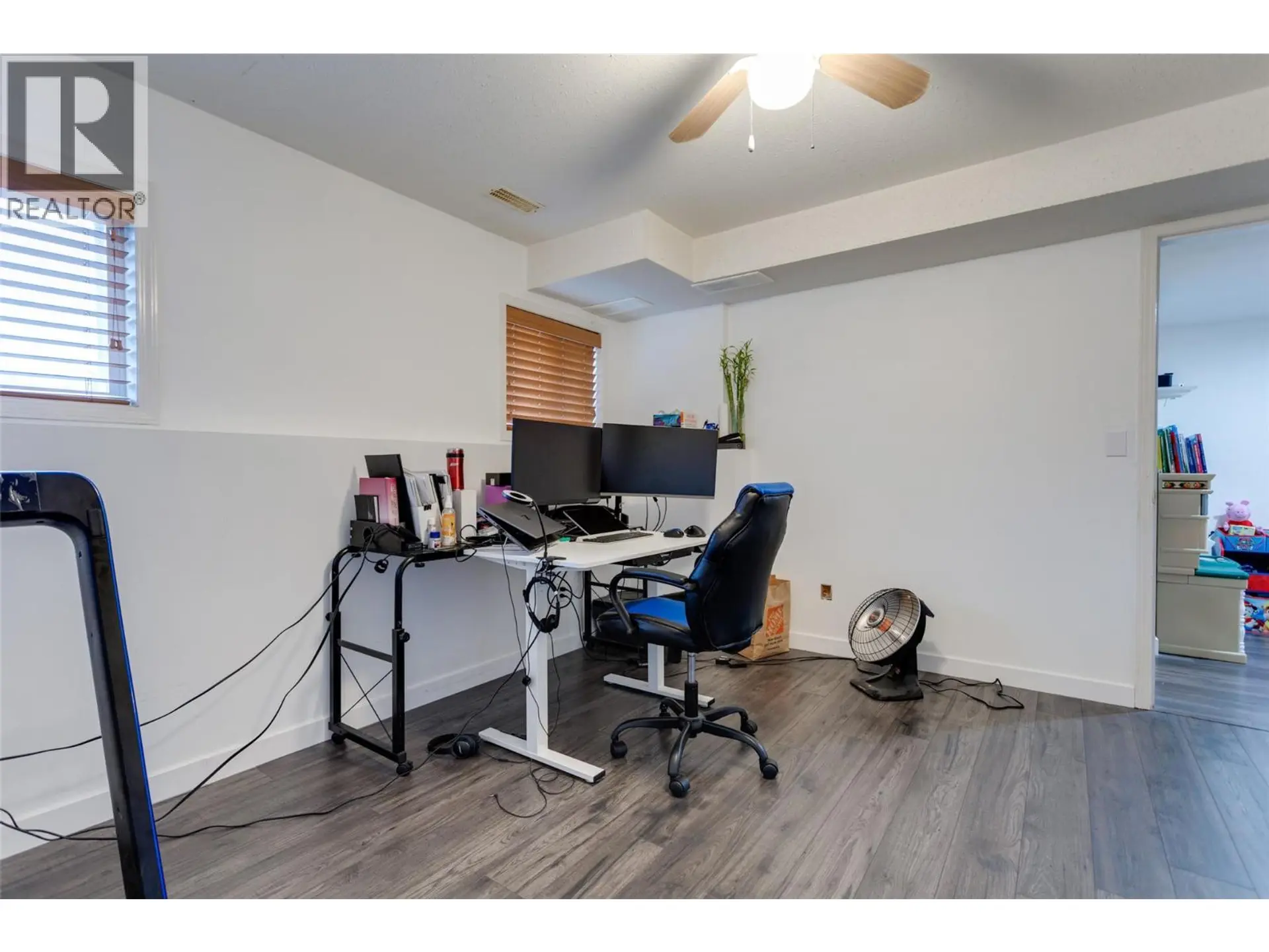 #115 133 Wyndham Crescent - Image 16
