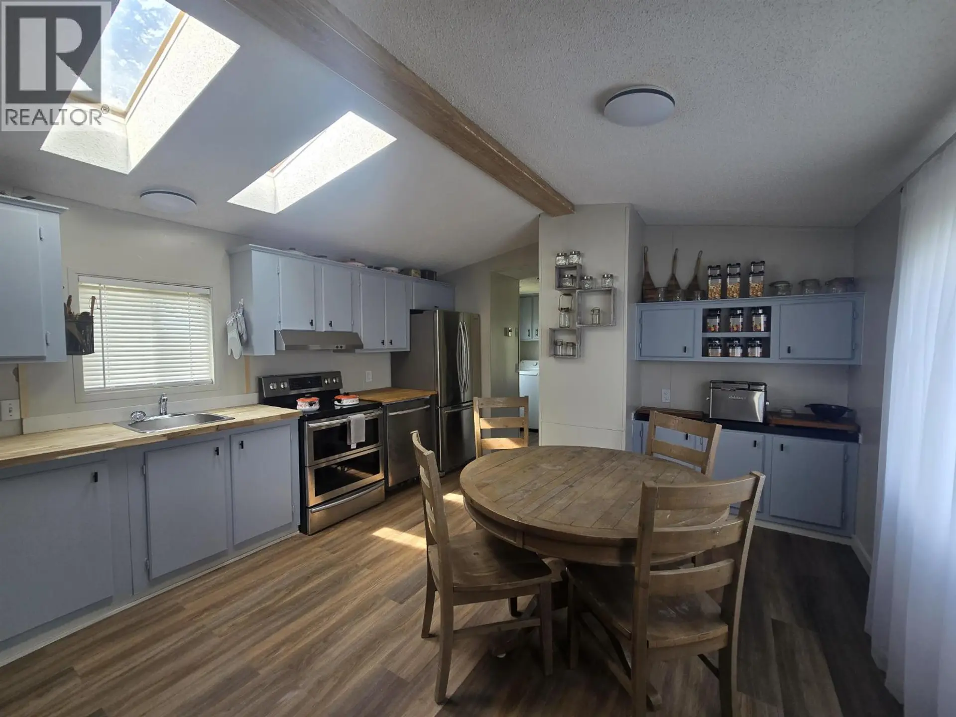 4836 CLARKE AVENUE - Image 7