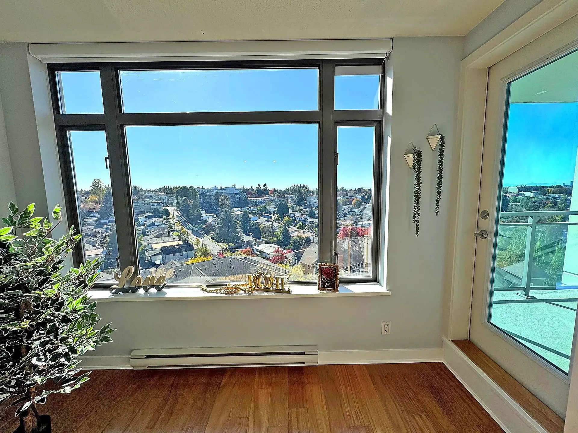 #1401 3660 Vanness Avenue - Image 6