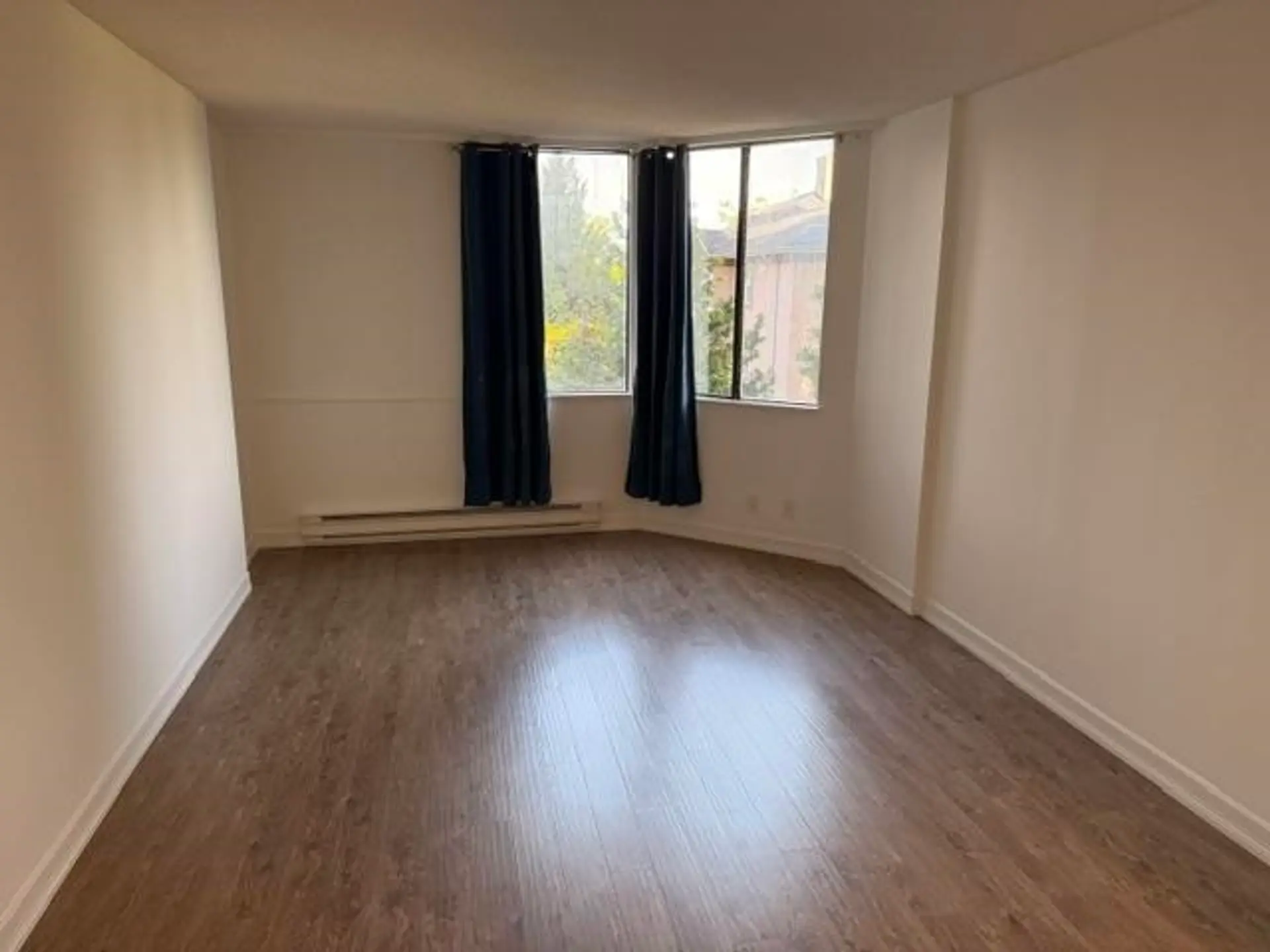 #303 6540 Burlington Avenue - Image 5
