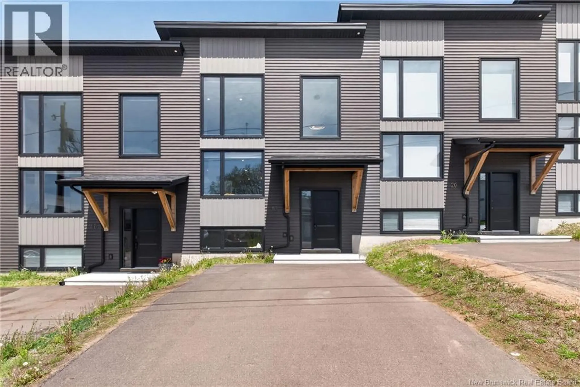 Property at 18 de la Colline, Dieppe, NB