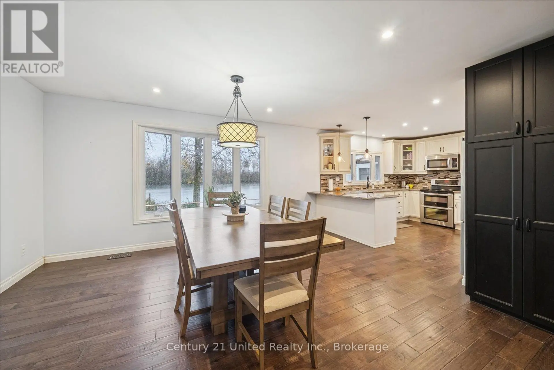 266 GREENWOOD ROAD - Image 12