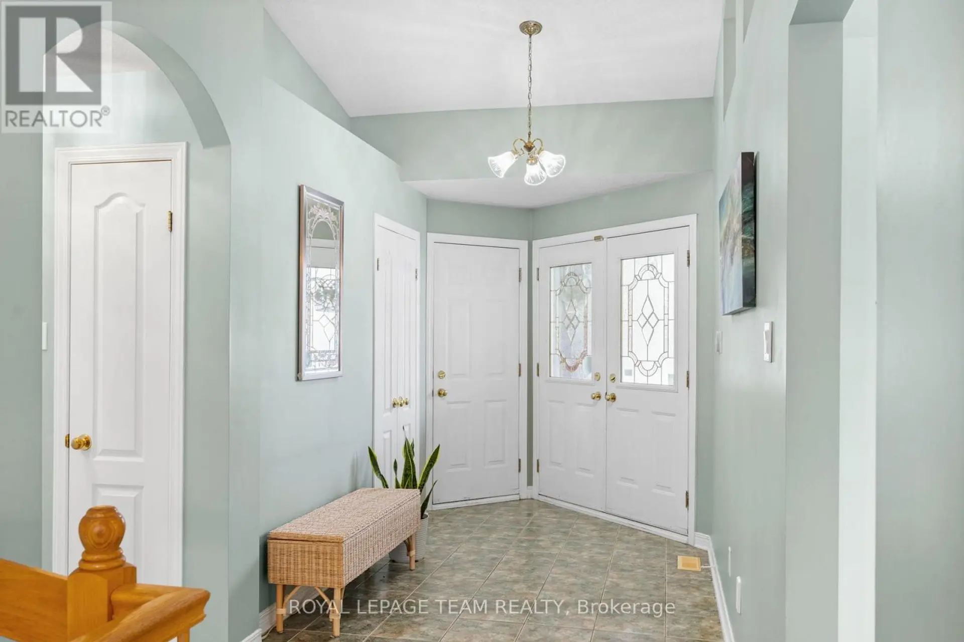 56 COULSON COURT - Image 4