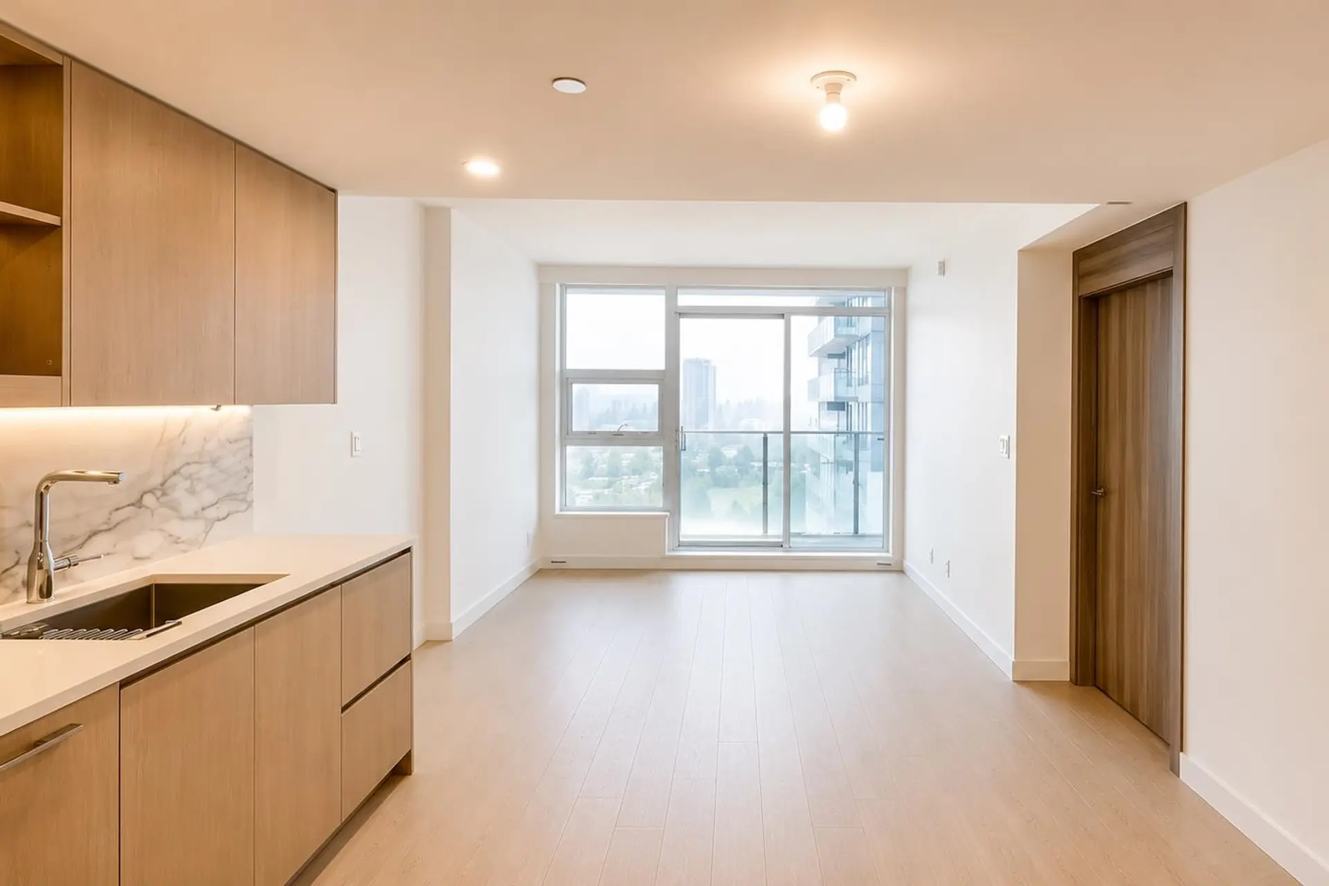 #2001 13768 100 Avenue - Image 6