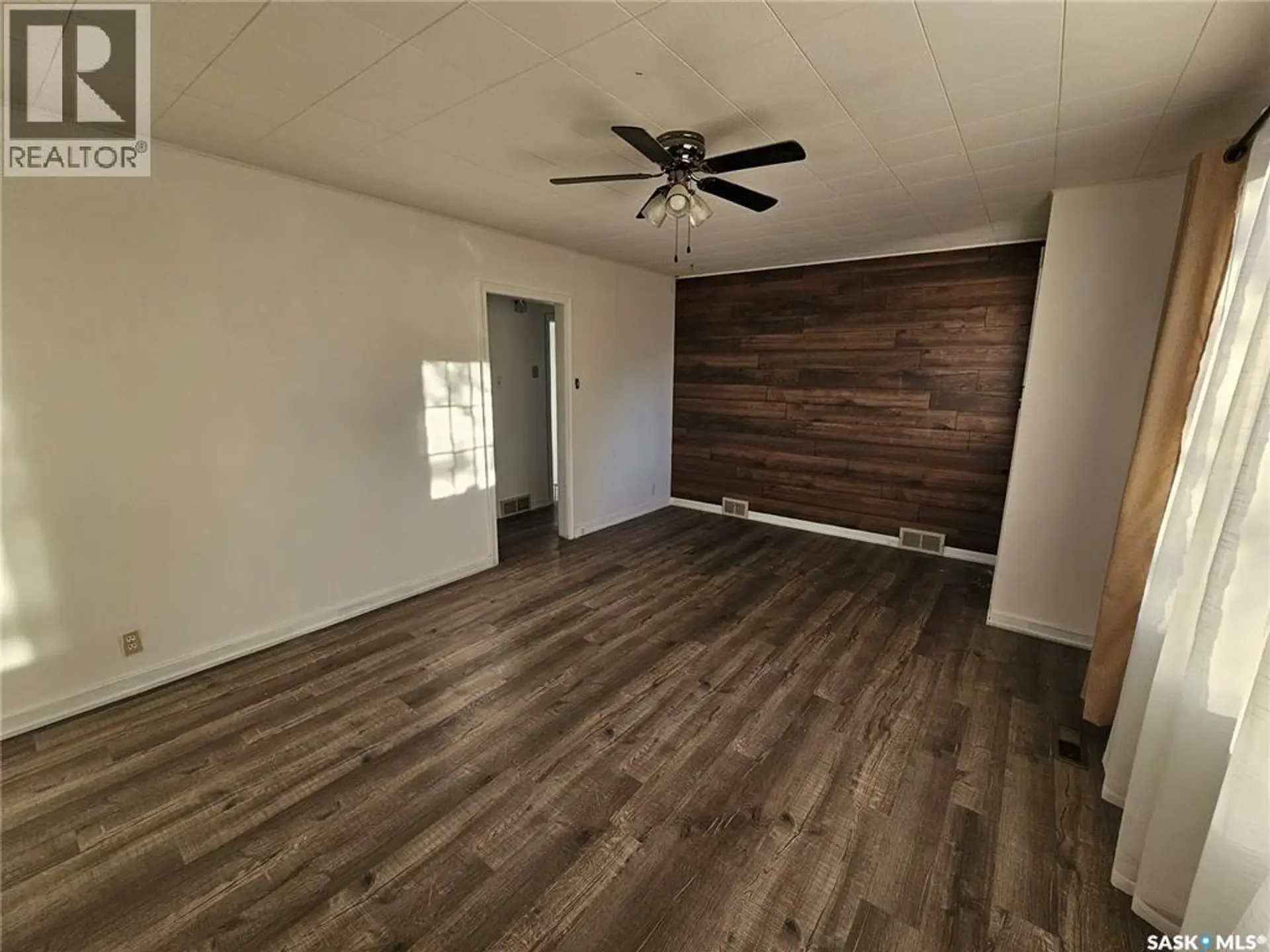 399 9th AVENUE NW - Image 3