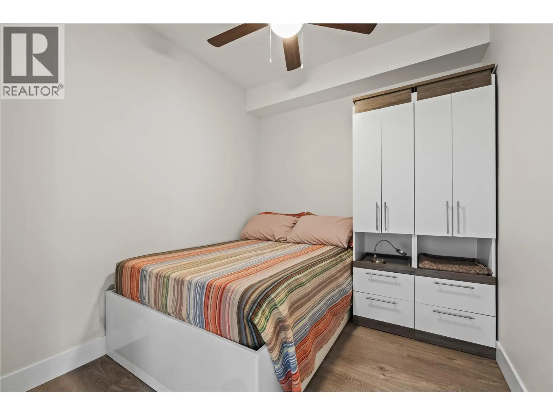 #426 925 Leon Avenue - Image 10