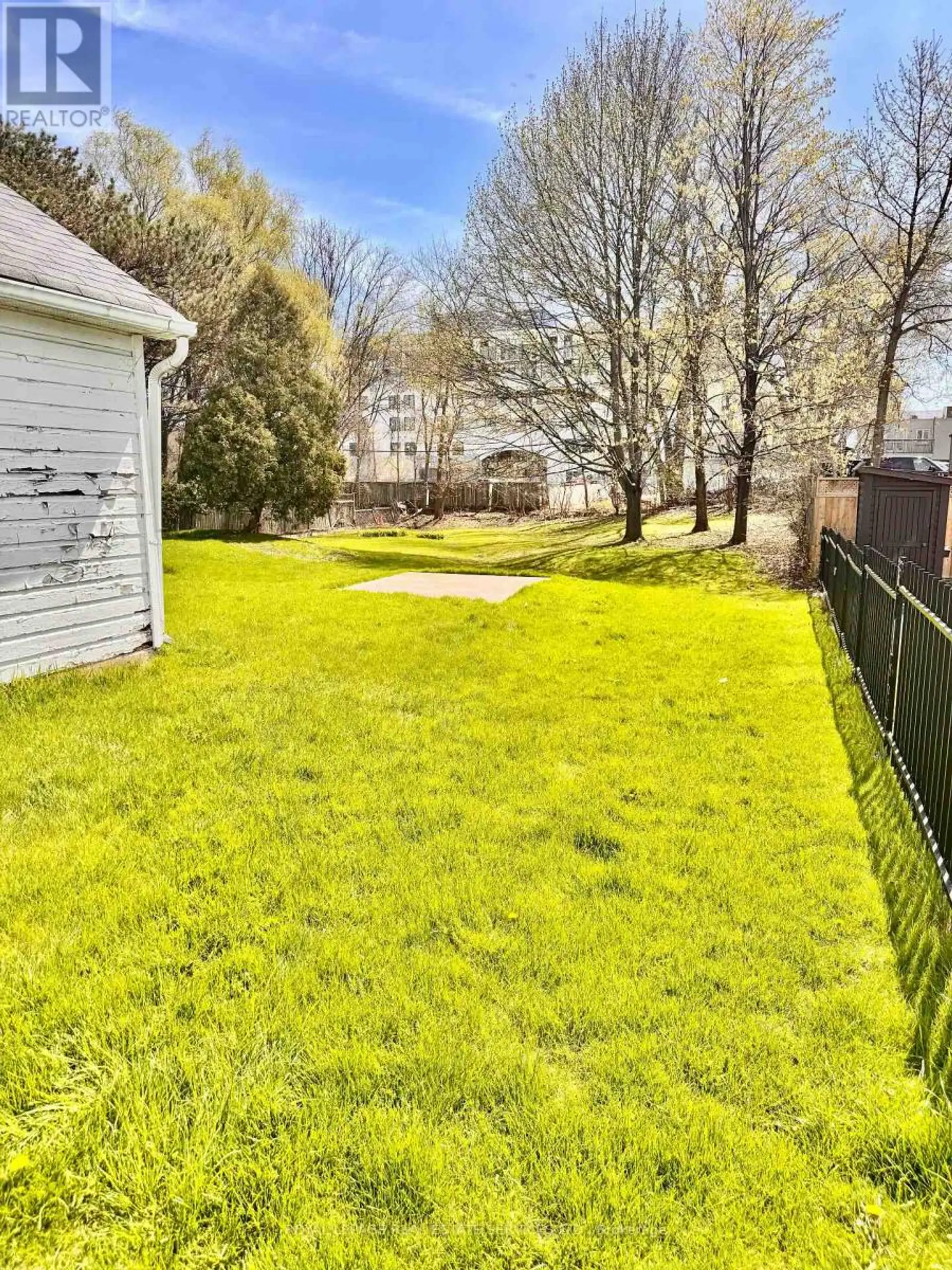 2386 SOVEREIGN STREET - Image 9