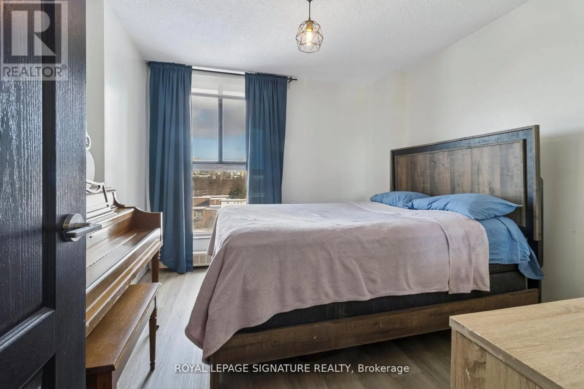#720 4645 JANE STREET - Image 10