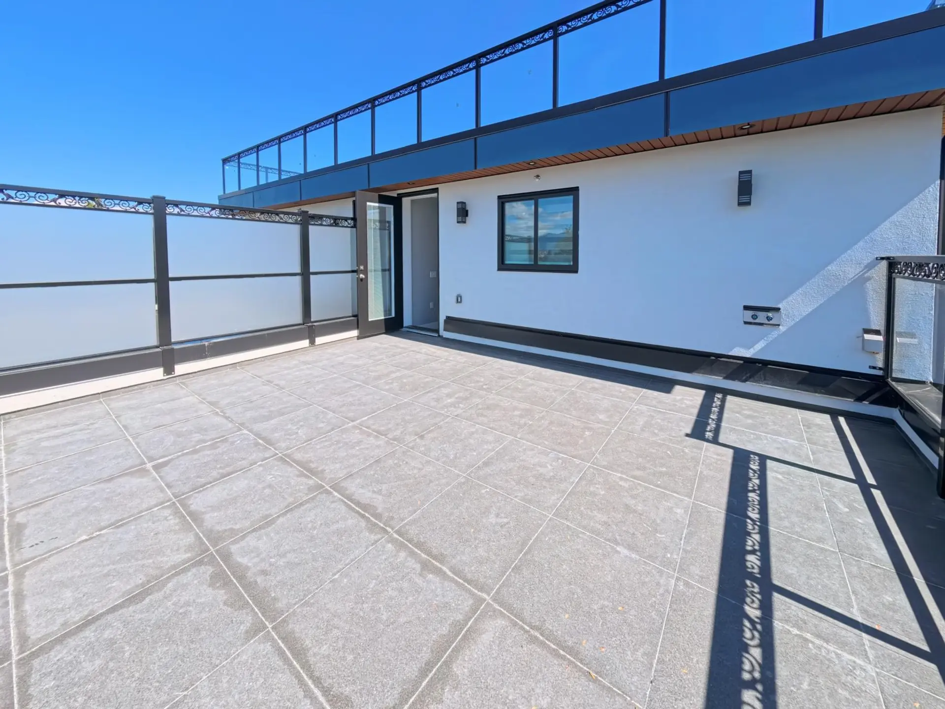 #2 2557 W King Edward Avenue - Image 16