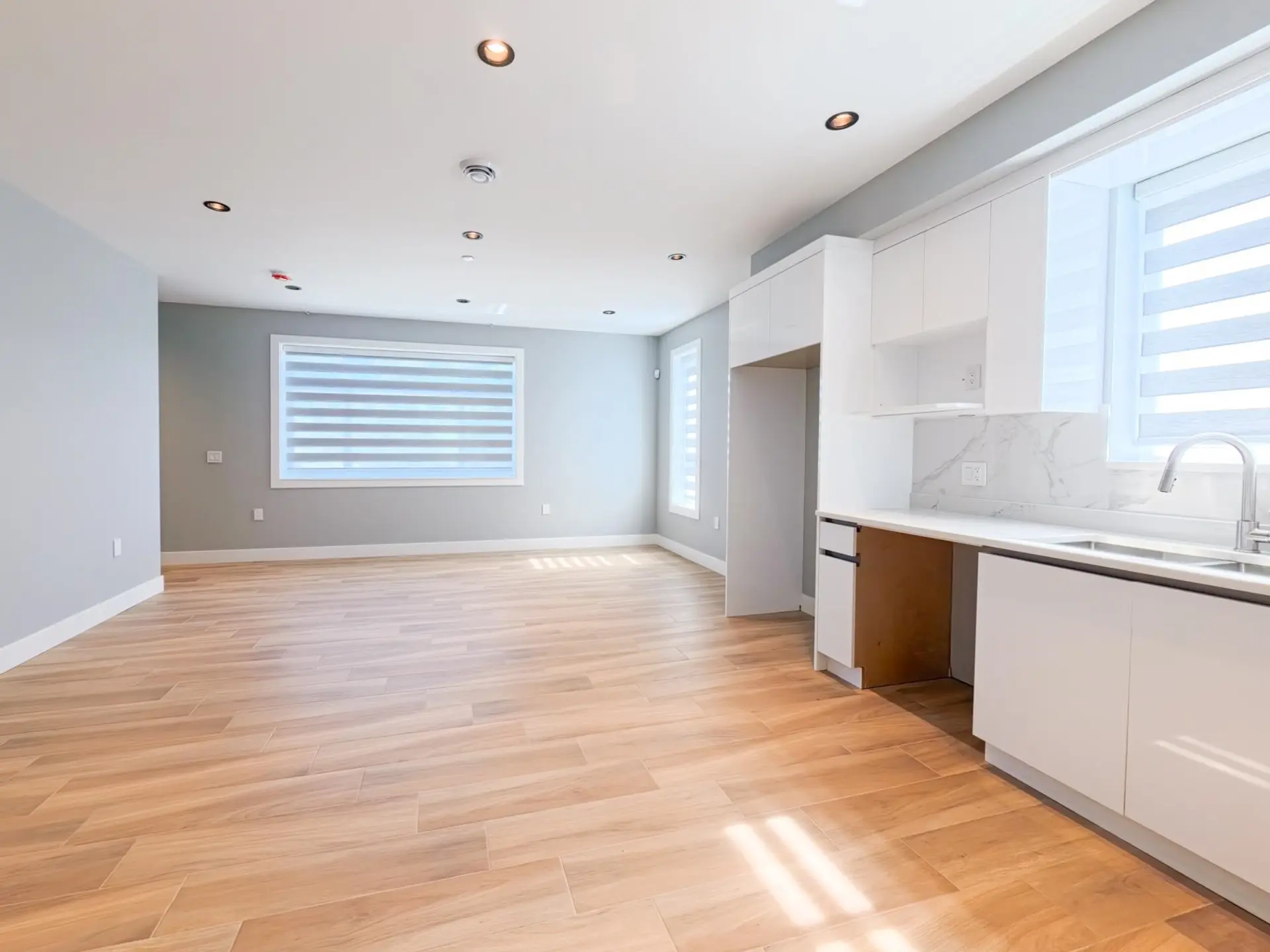 #2 2557 W King Edward Avenue - Image 7