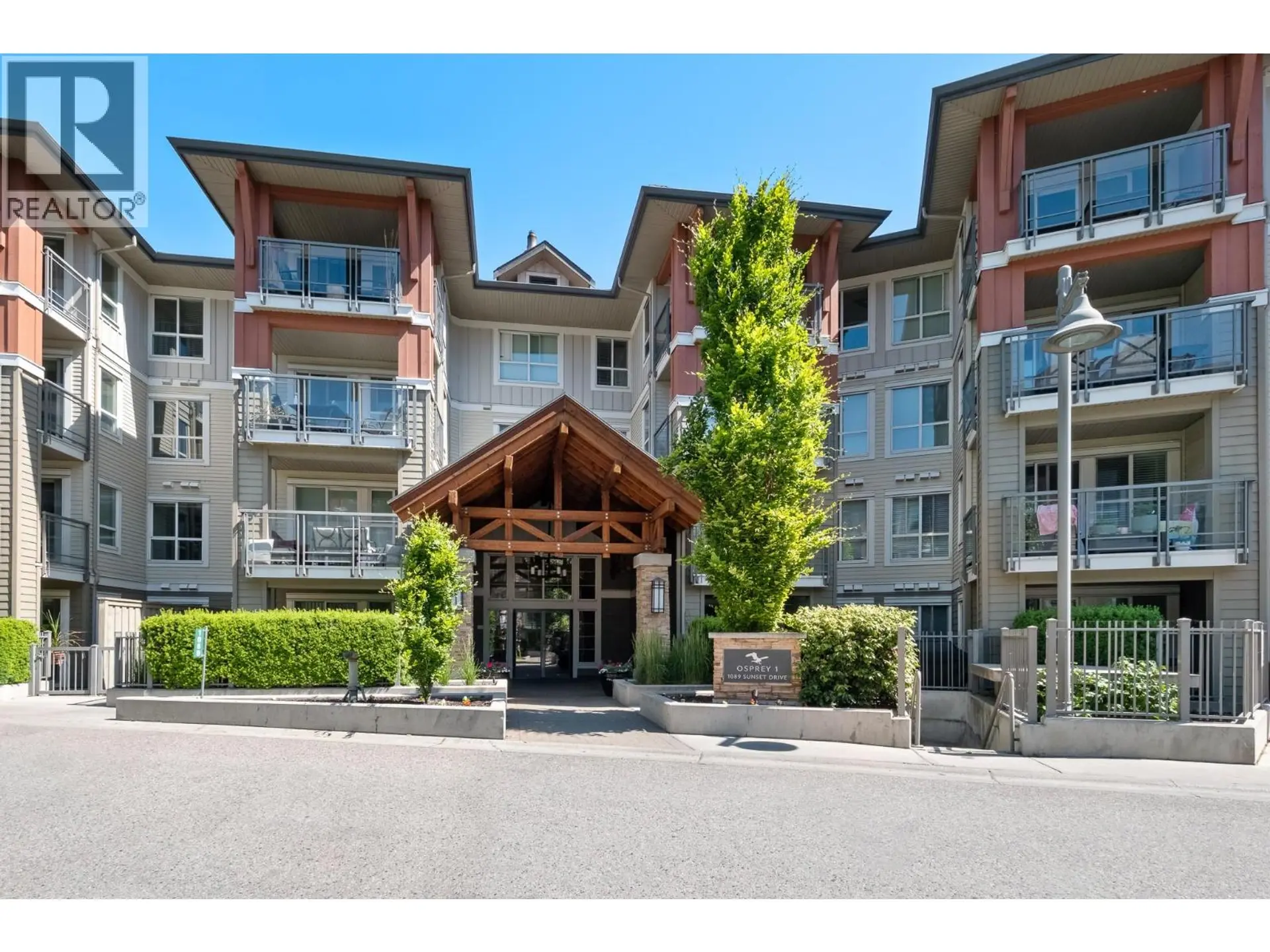 Property at #402 1089 Sunset Drive, Kelowna, BC