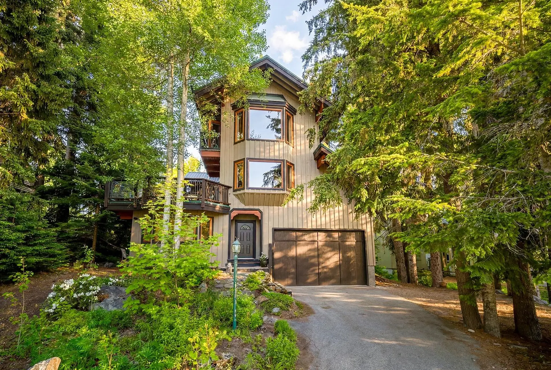 Property at 7231 N Fitzsimmons Road, Whistler, BC