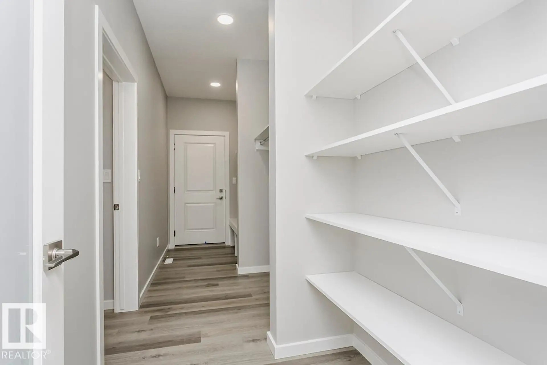 2811 62 ST SW - Image 4