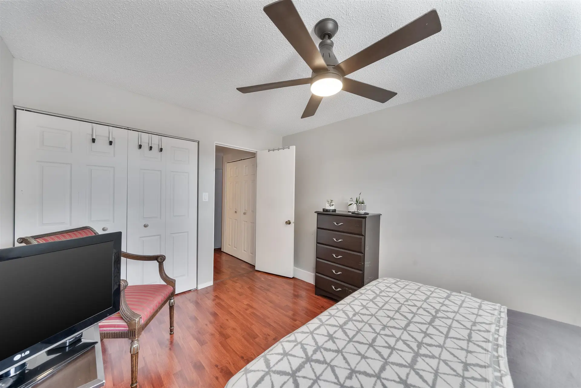#203 211 W 3rd Street - Image 13