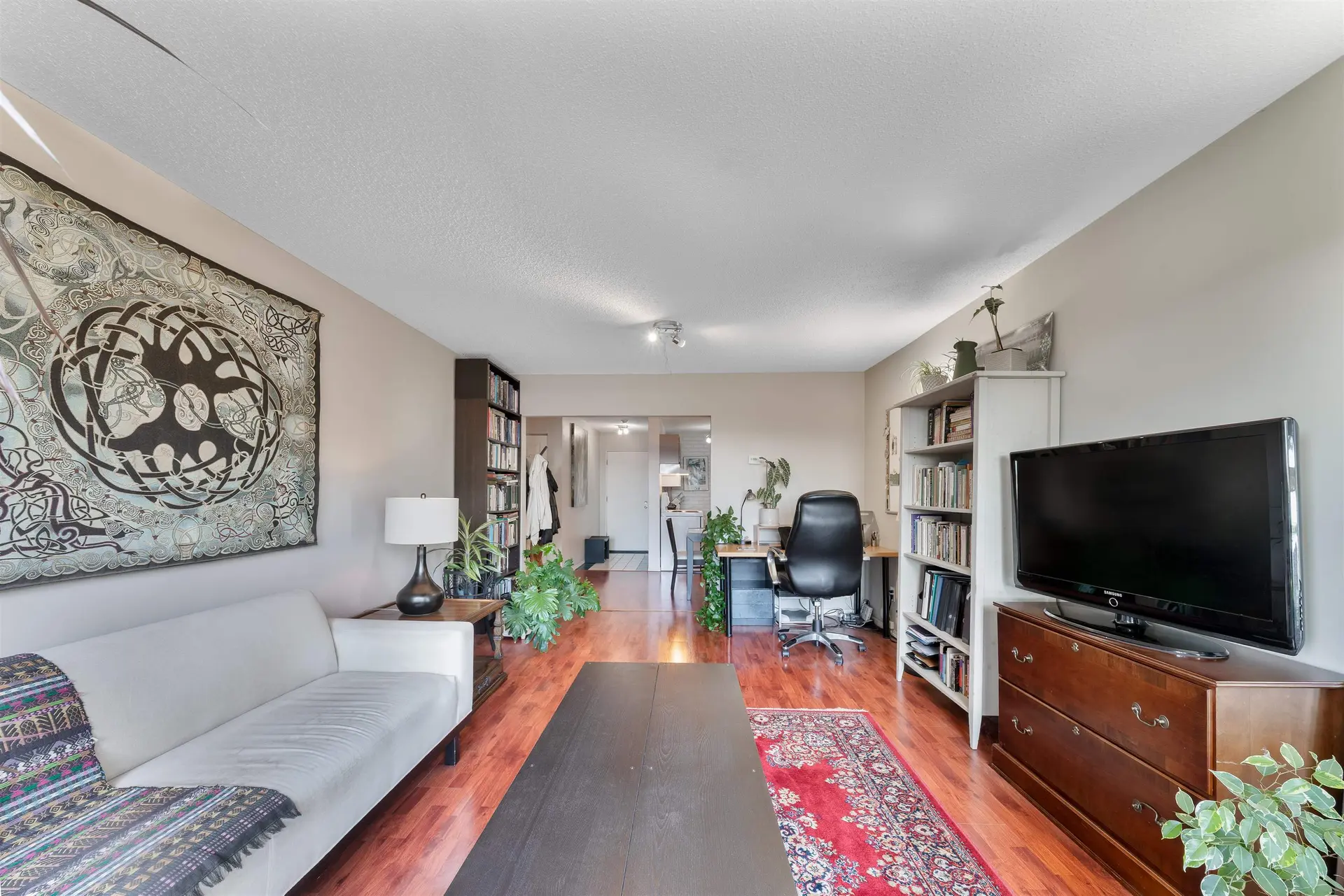 #203 211 W 3rd Street - Image 7