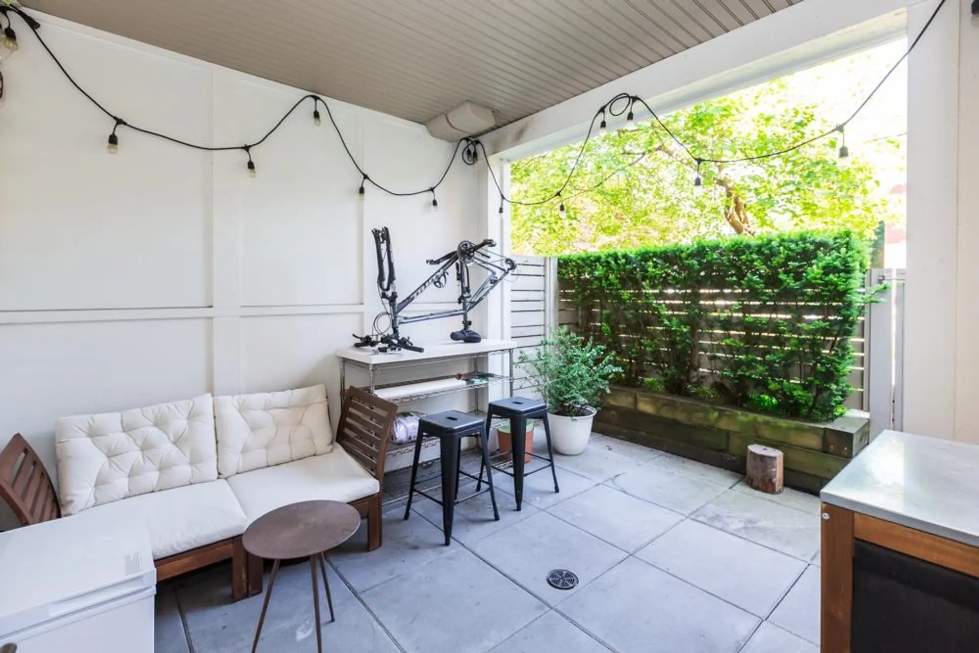 #102 611 Regan Avenue - Image 16