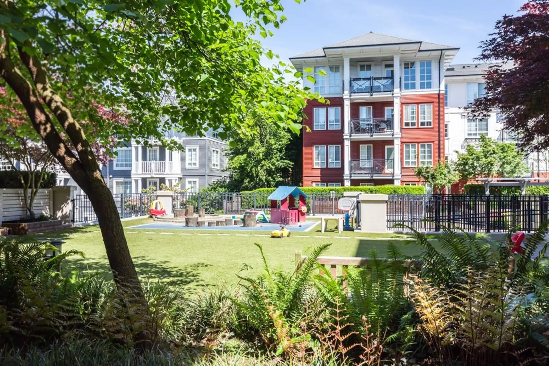 #102 611 Regan Avenue - Image 18