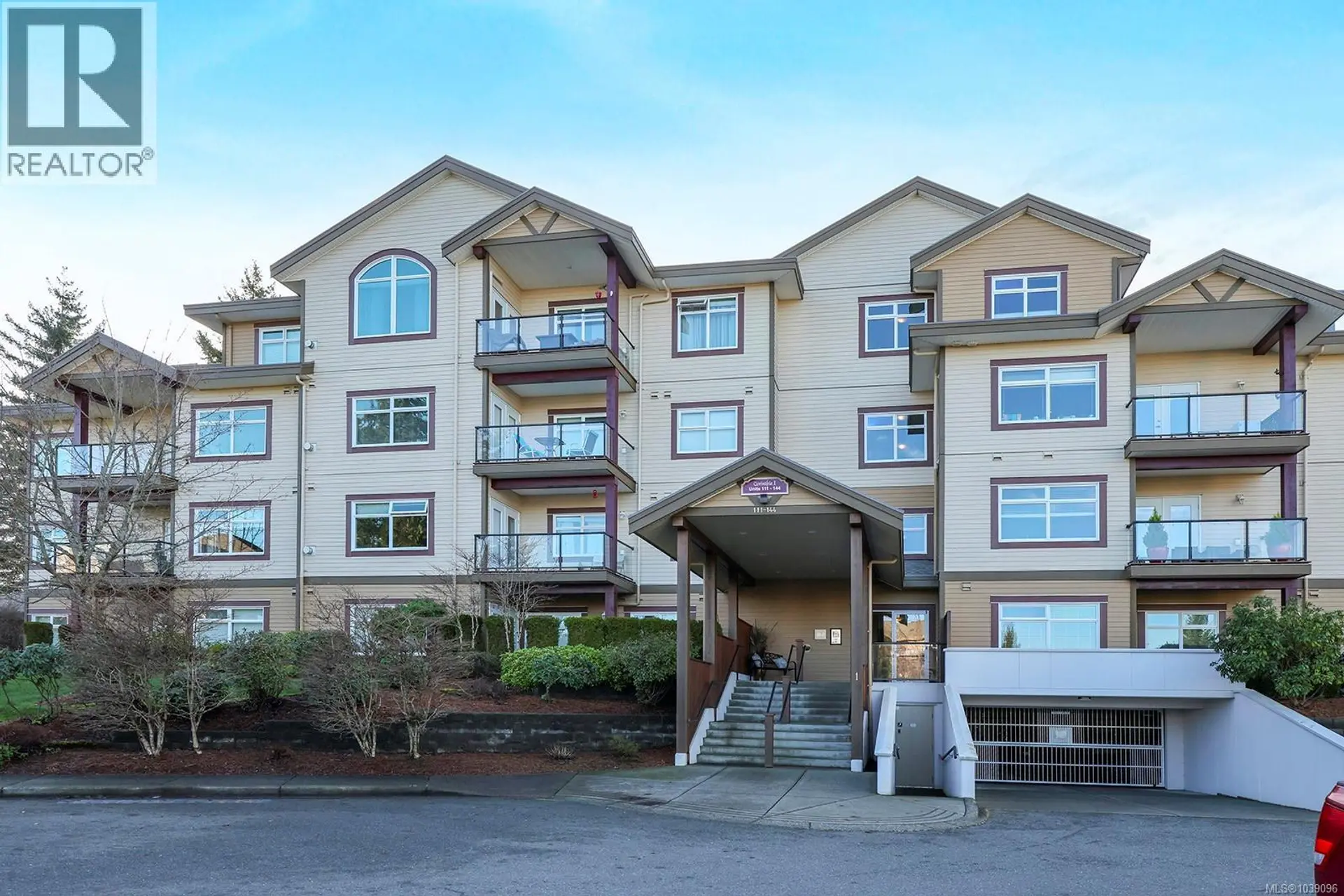 Property at #117 3666 Royal Vista Way, Courtenay, BC