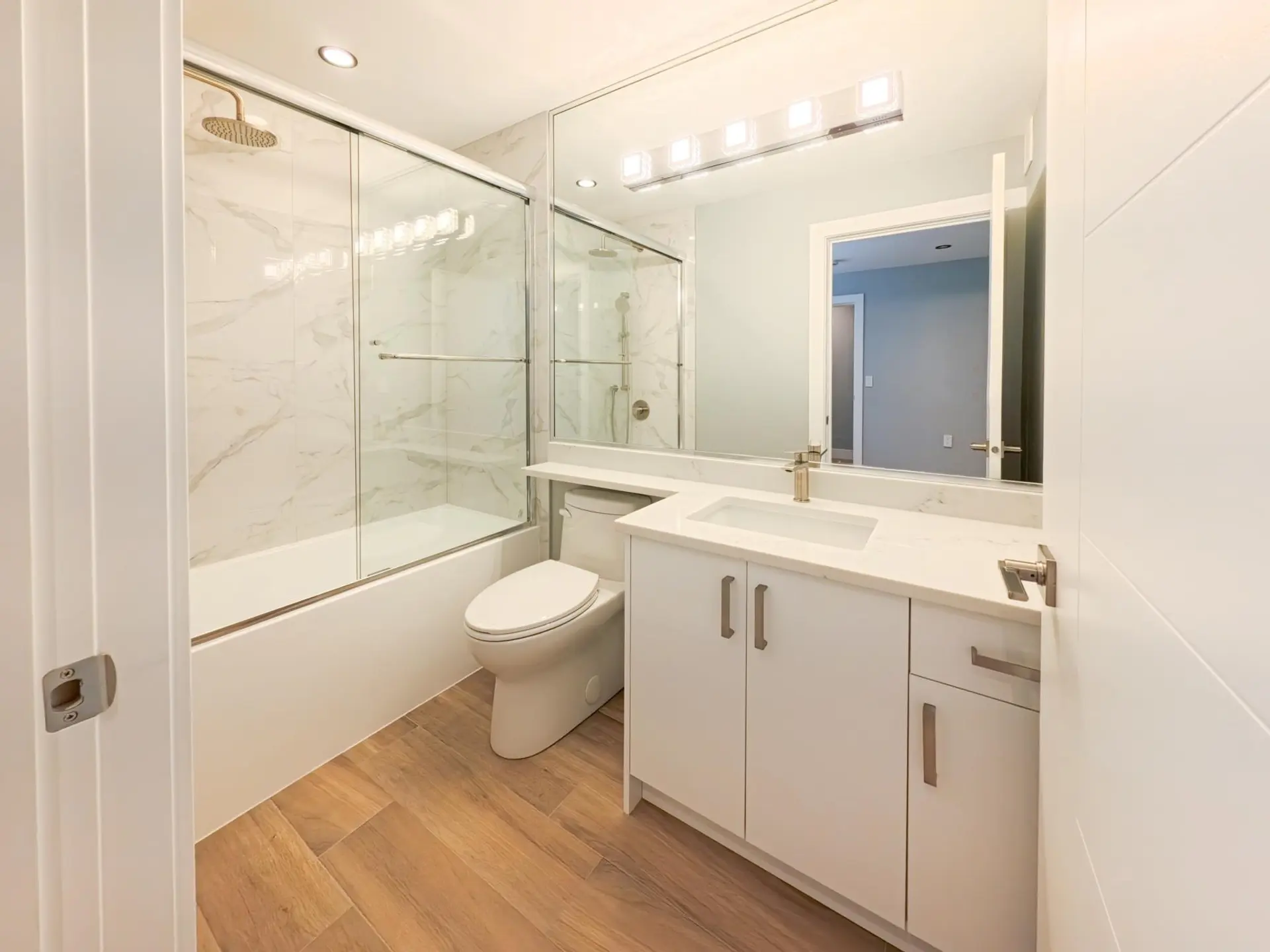 #1 2557 W King Edward Avenue - Image 17