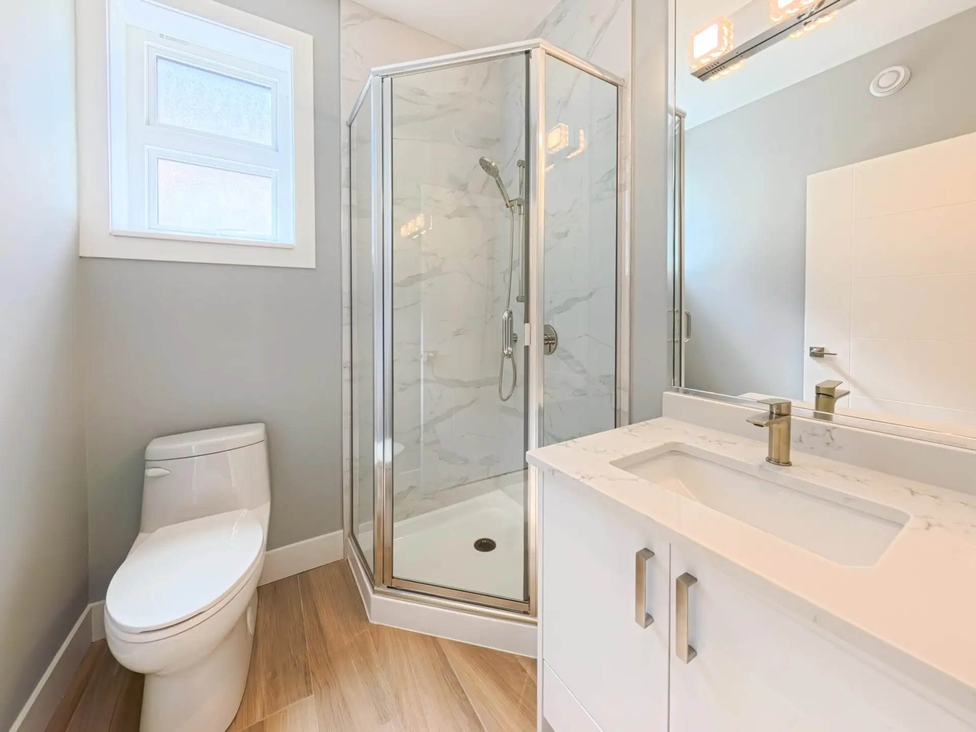 #1 2557 W King Edward Avenue - Image 9