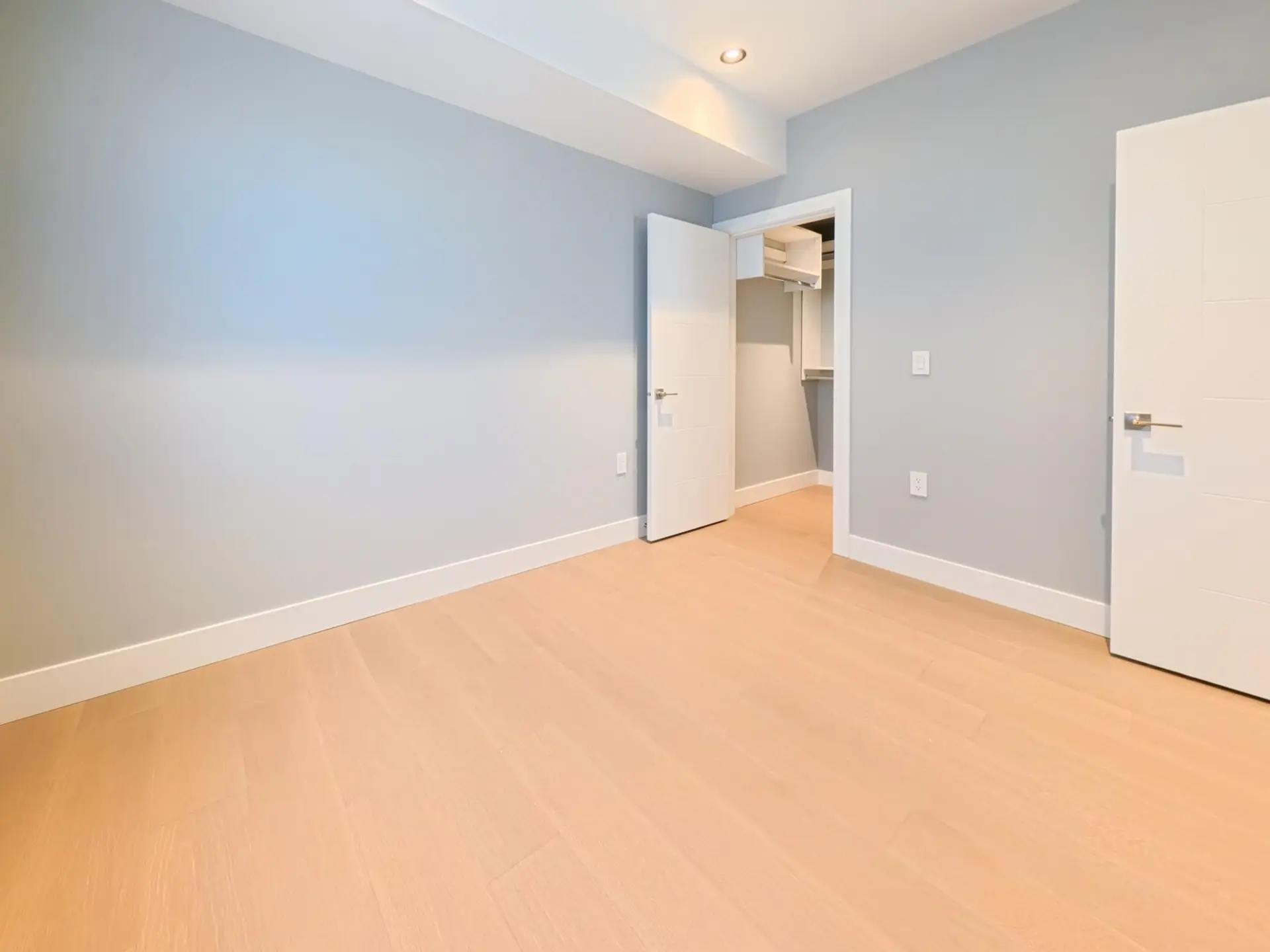 #1 2557 W King Edward Avenue - Image 14