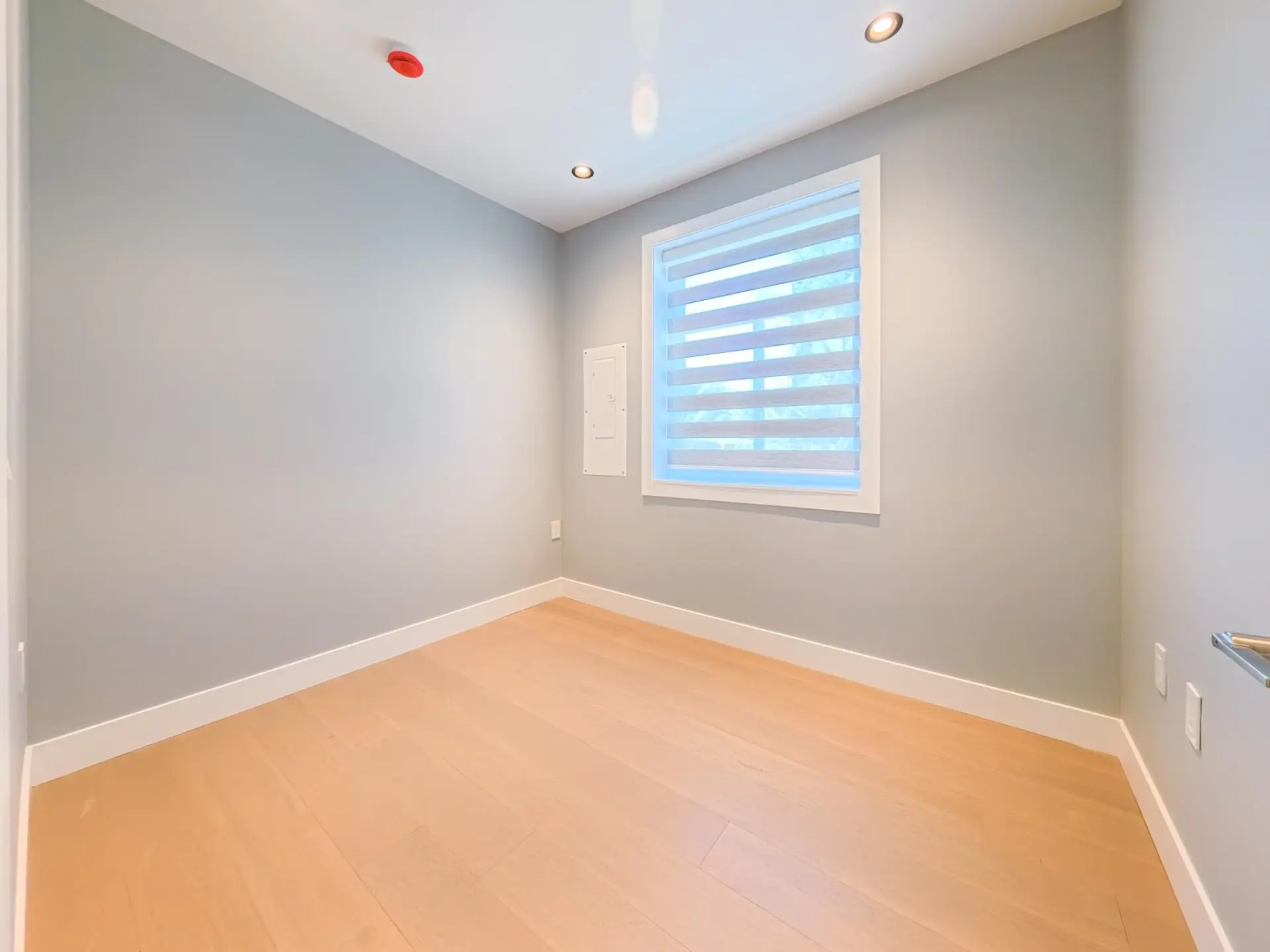 #1 2557 W King Edward Avenue - Image 15
