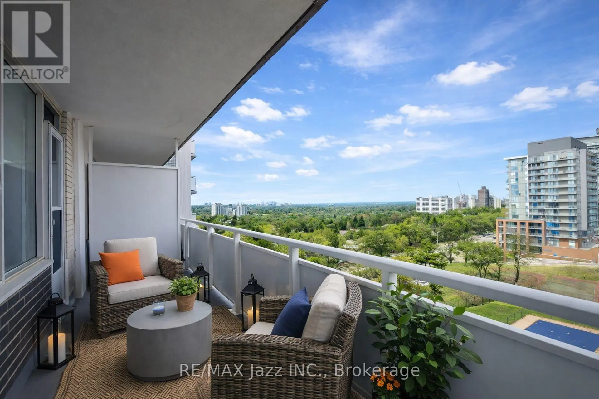 #1008 10 PARKWAY FOREST DRIVE - Image 12
