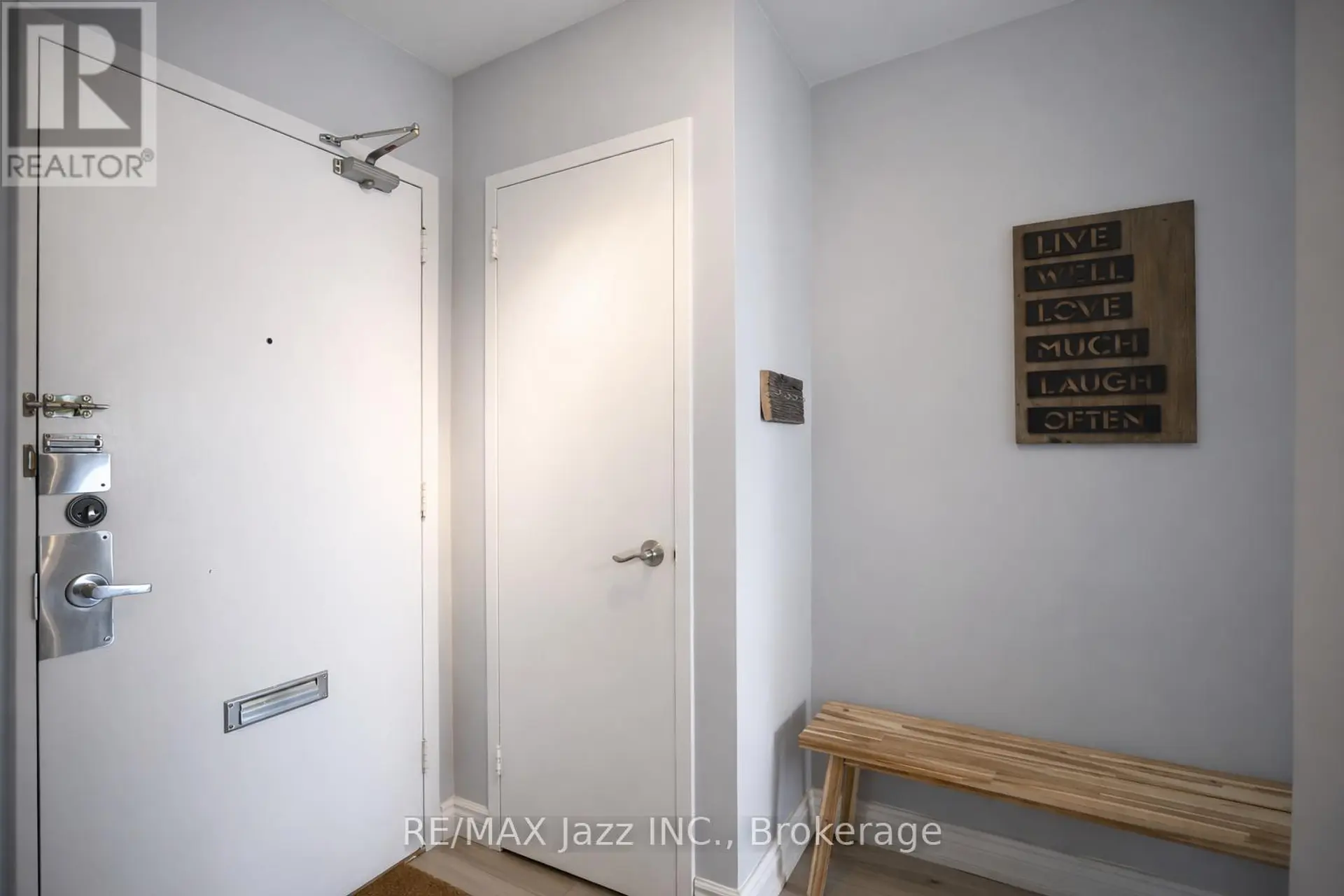 #1008 10 PARKWAY FOREST DRIVE - Image 2