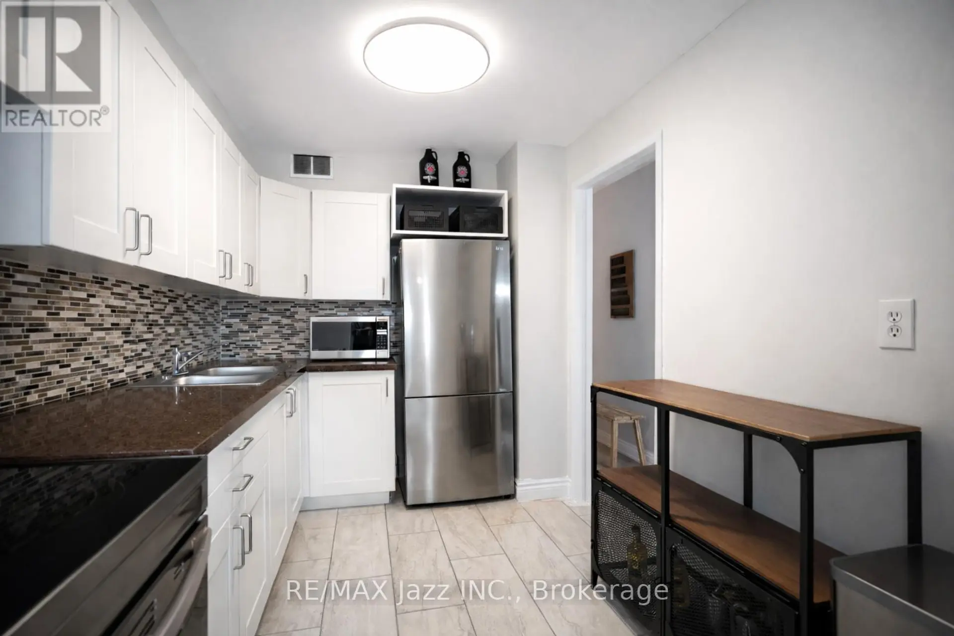 #1008 10 PARKWAY FOREST DRIVE - Image 4