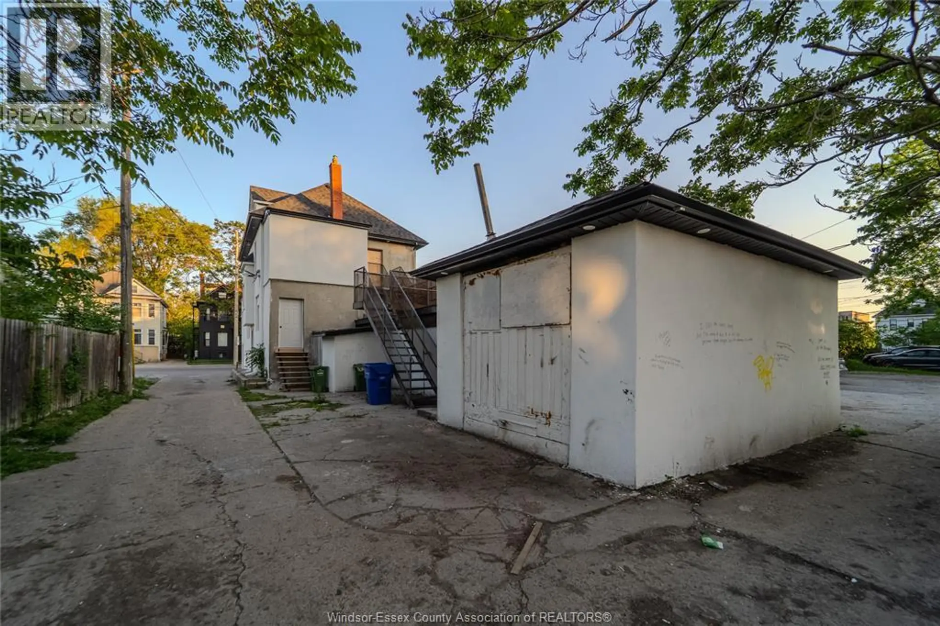 430 WYANDOTTE STREET West - Image 5
