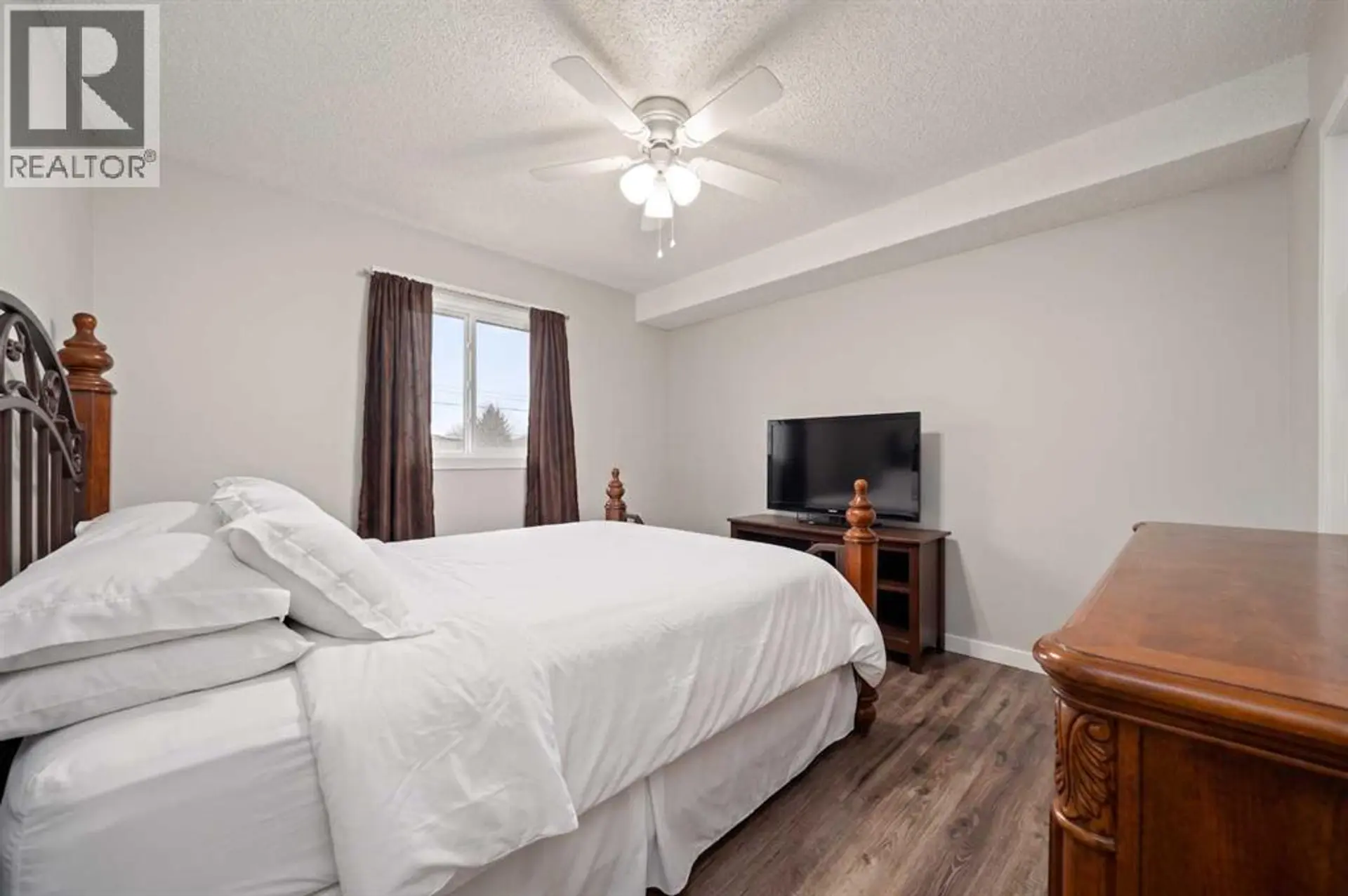 #2105 2371 Eversyde Avenue SW - Image 6