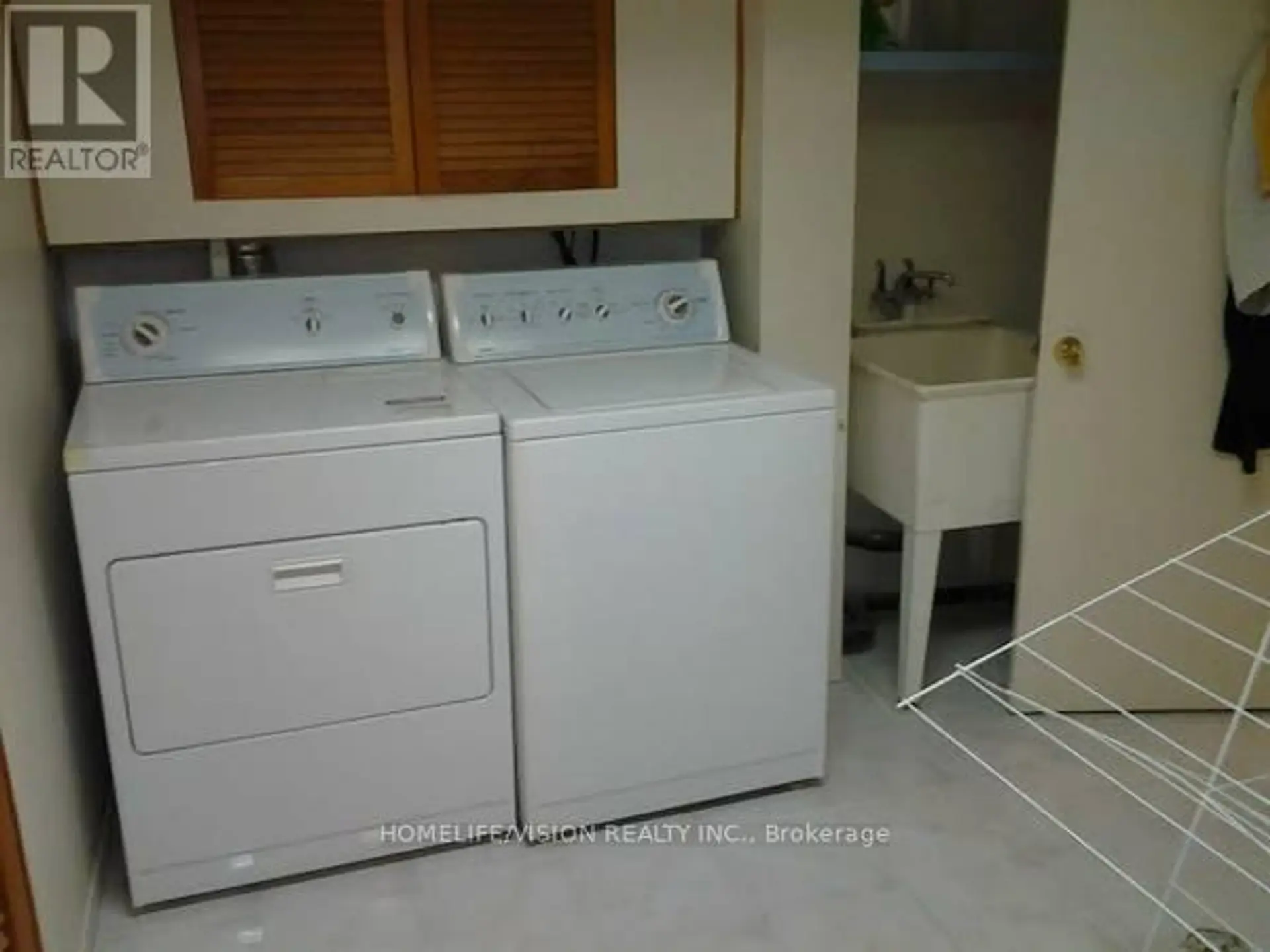 6 LAURIE SHEPWAY - Image 11