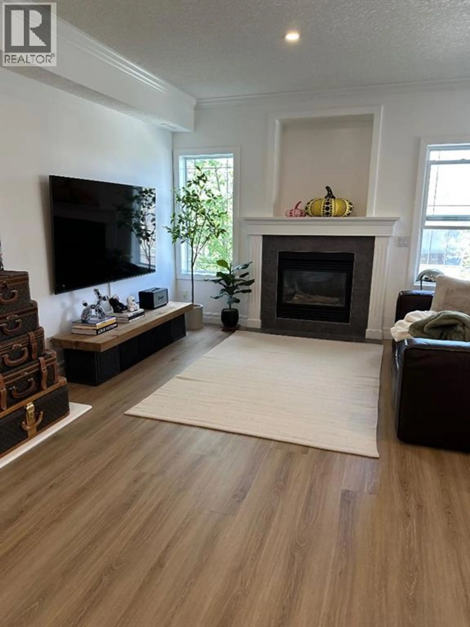 #202 1777 1 Street NE - Image 9