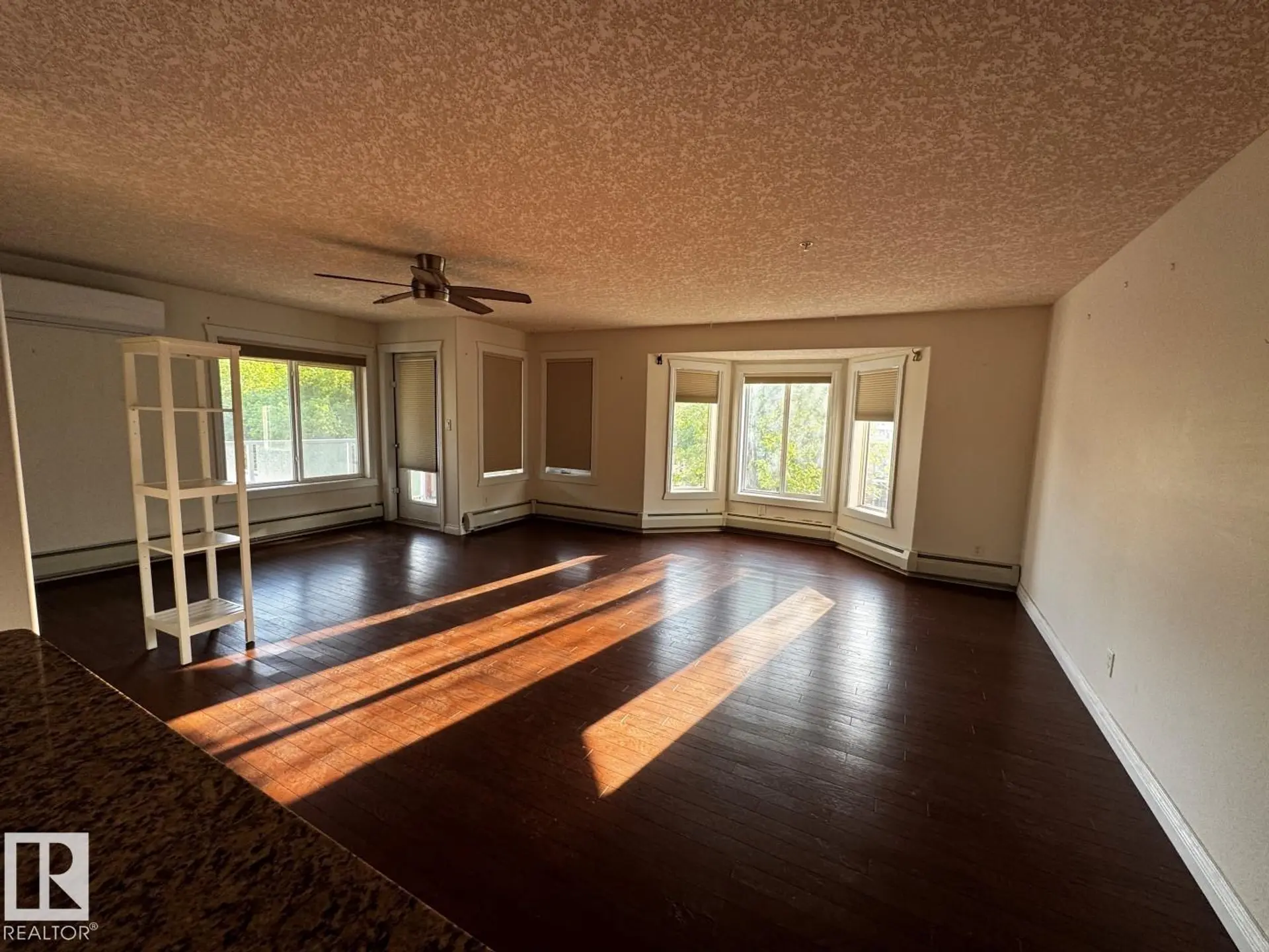 #301 10235 116 ST NW - Image 2