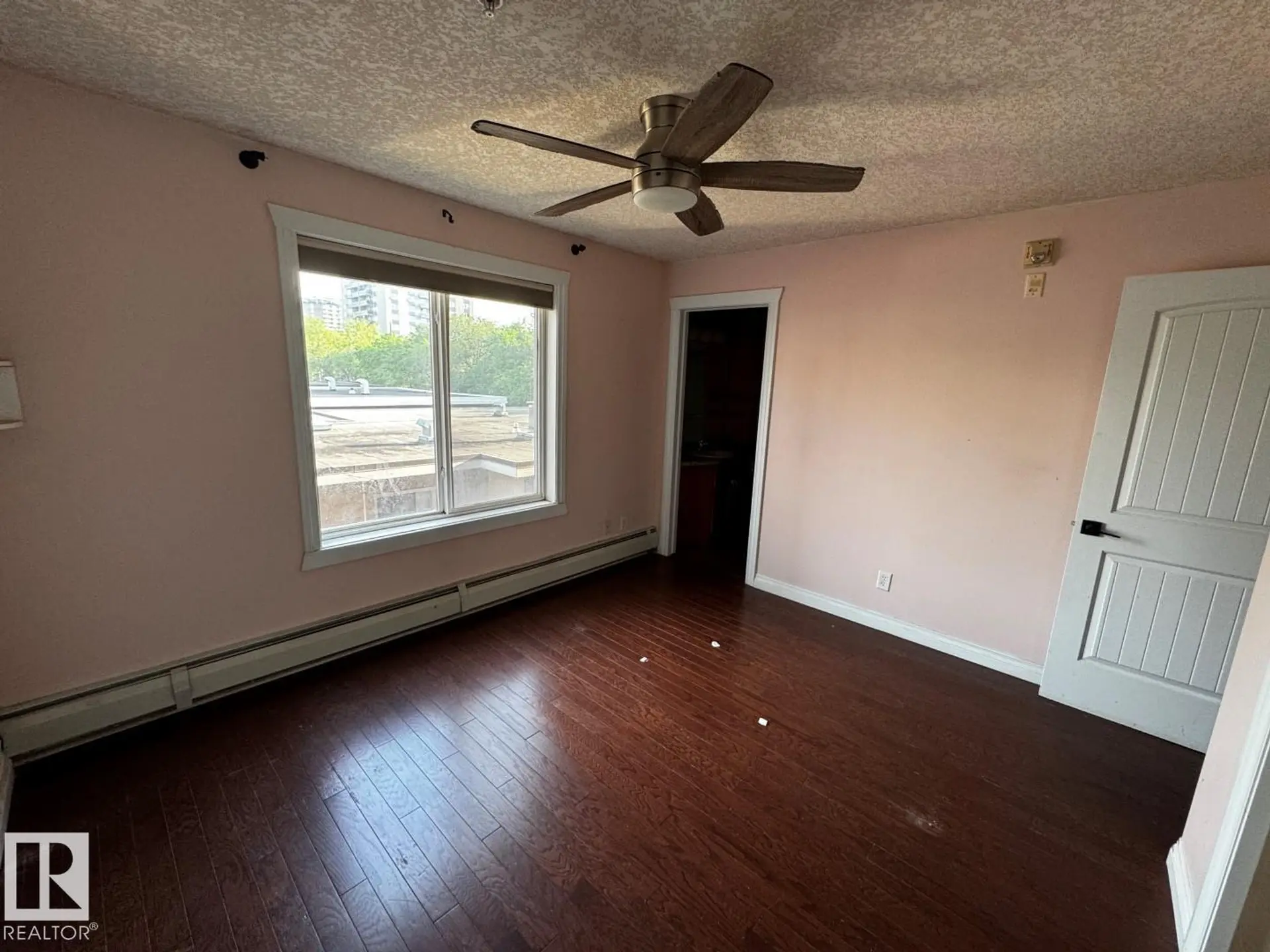 #301 10235 116 ST NW - Image 7