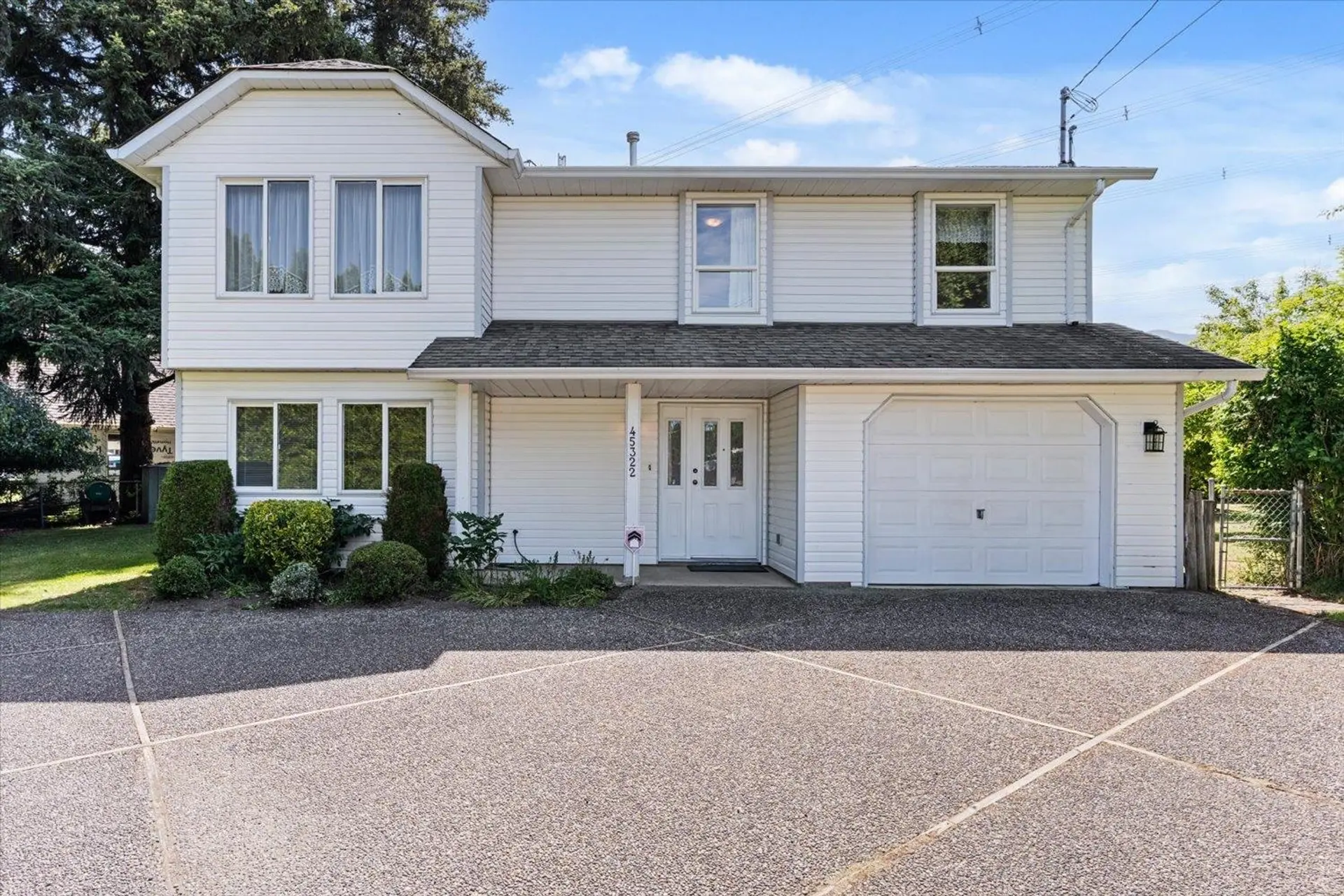 Property at 45322 Balmoral Avenue, Chilliwack, BC