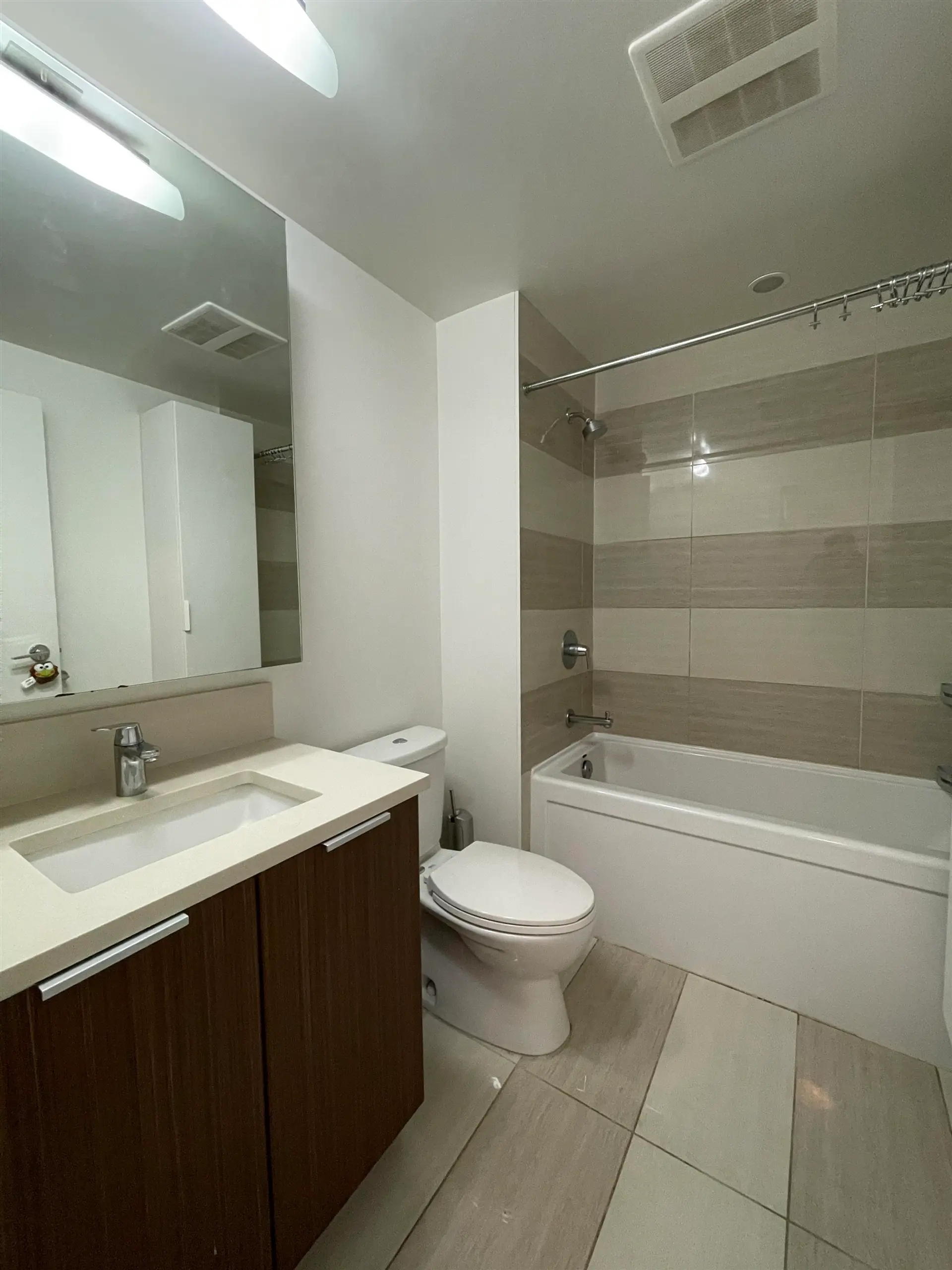 #1507 13308 Central Avenue - Image 8