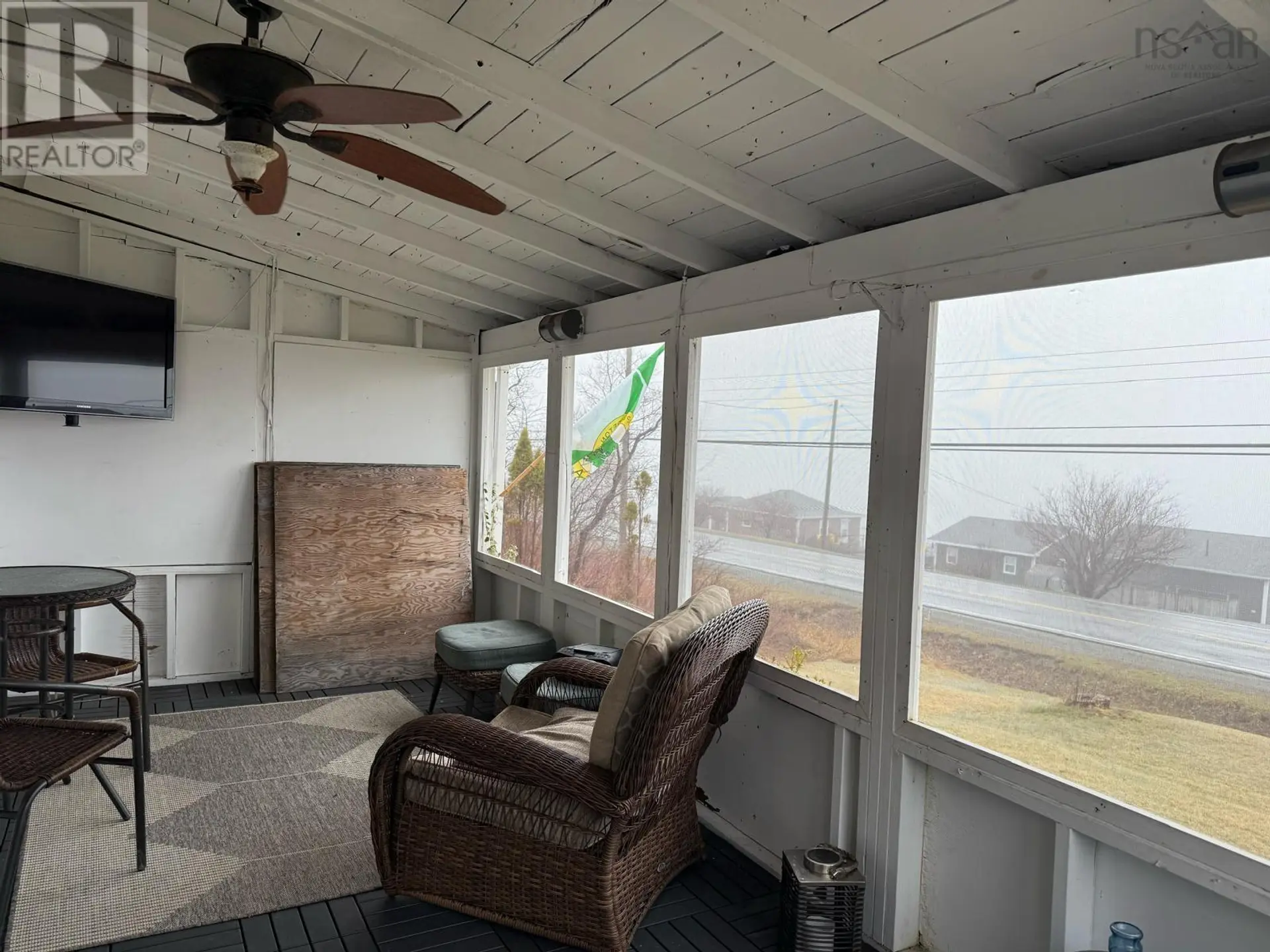 7403 East Bay Highway - Image 12
