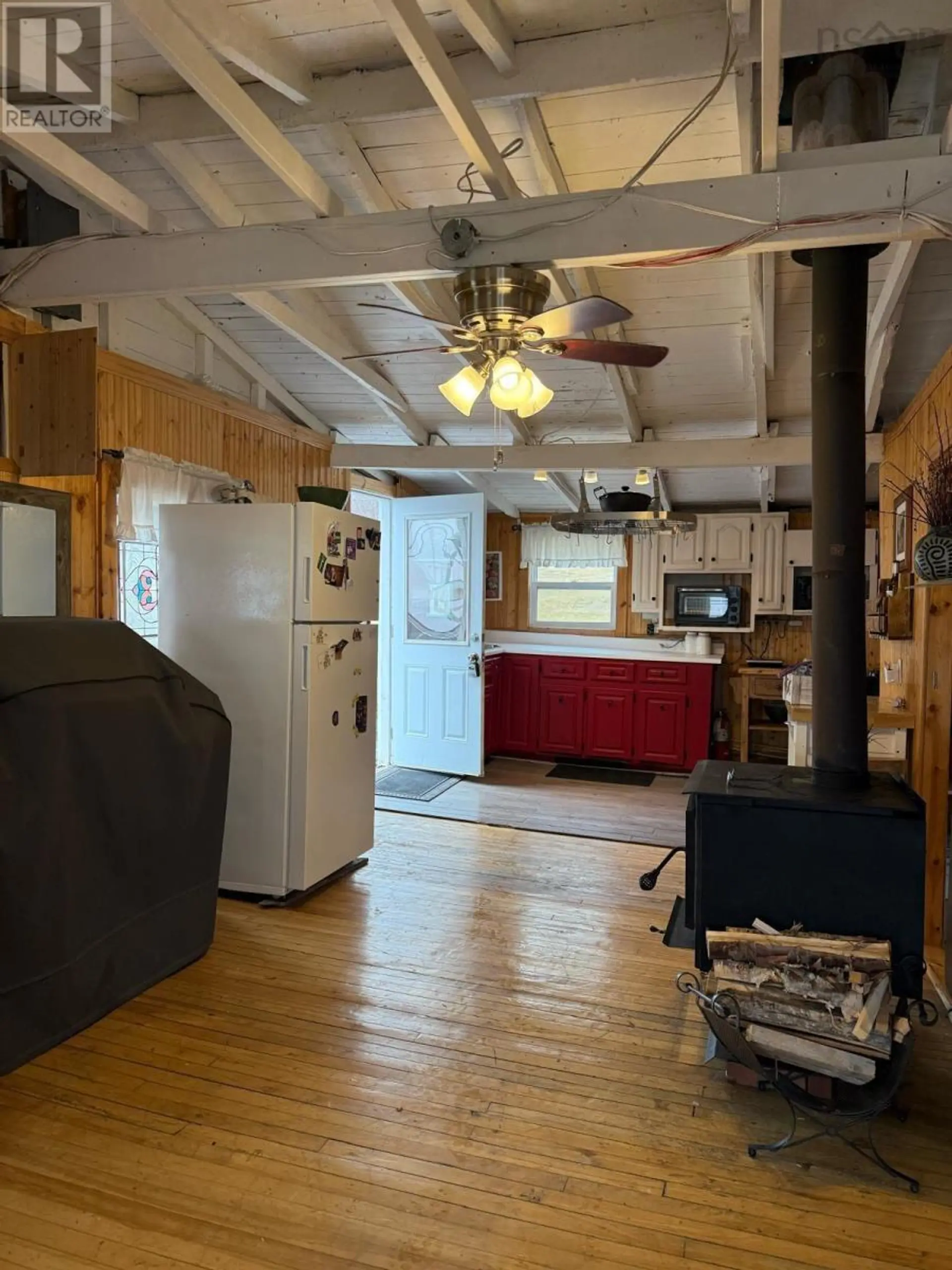 7403 East Bay Highway - Image 10