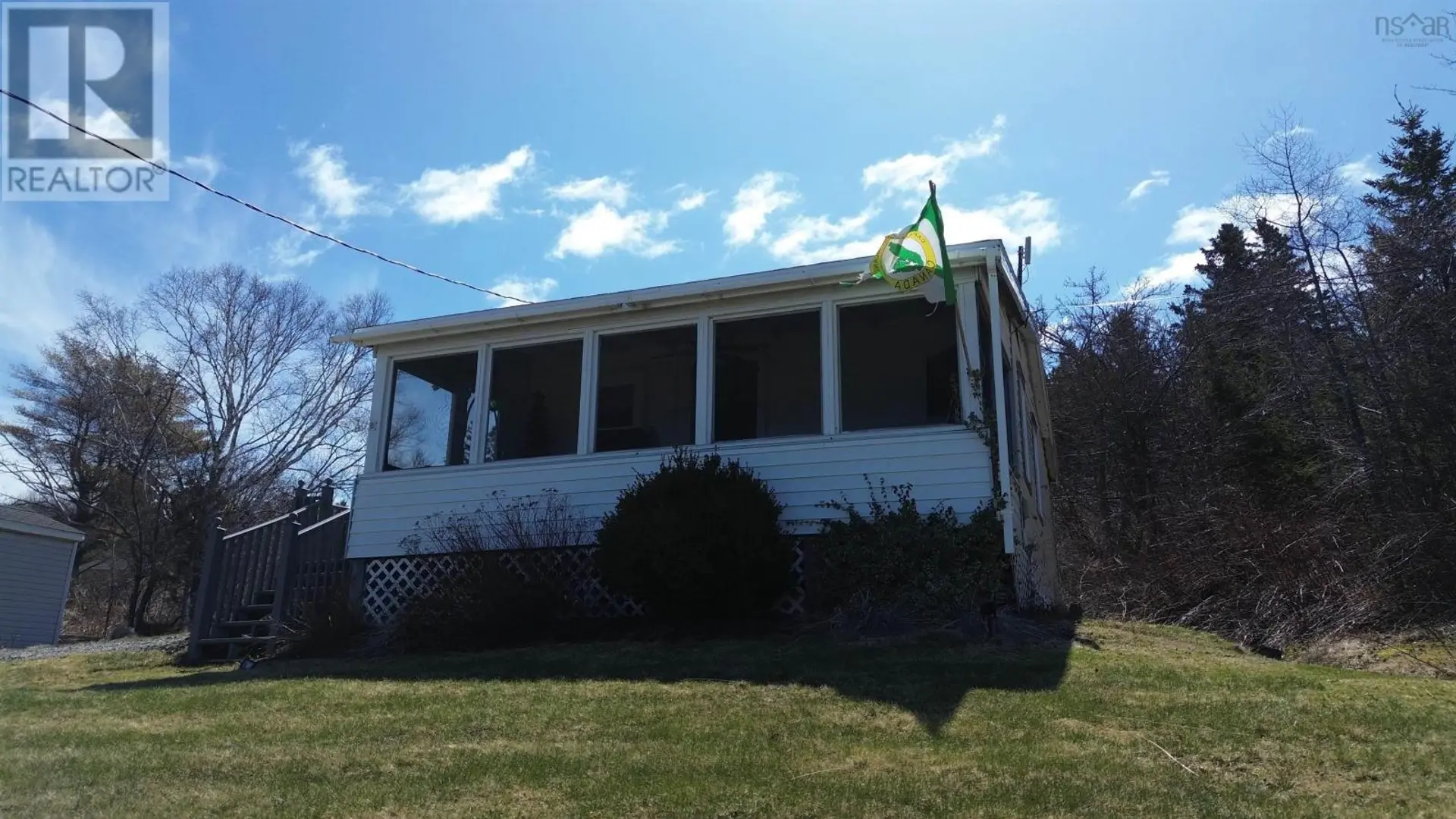 7403 East Bay Highway - Image 18