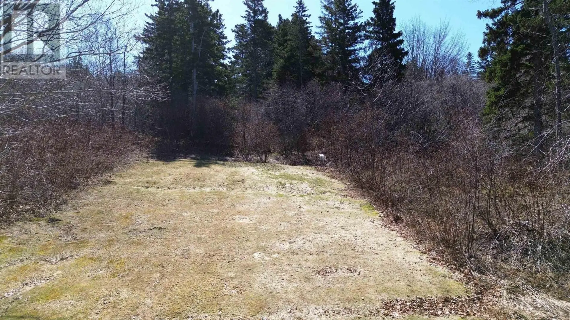 7403 East Bay Highway - Image 15