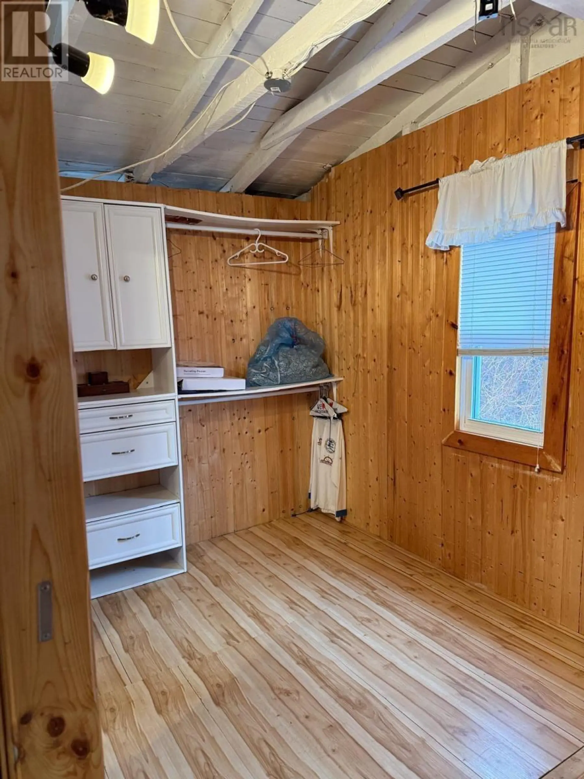 7403 East Bay Highway - Image 7