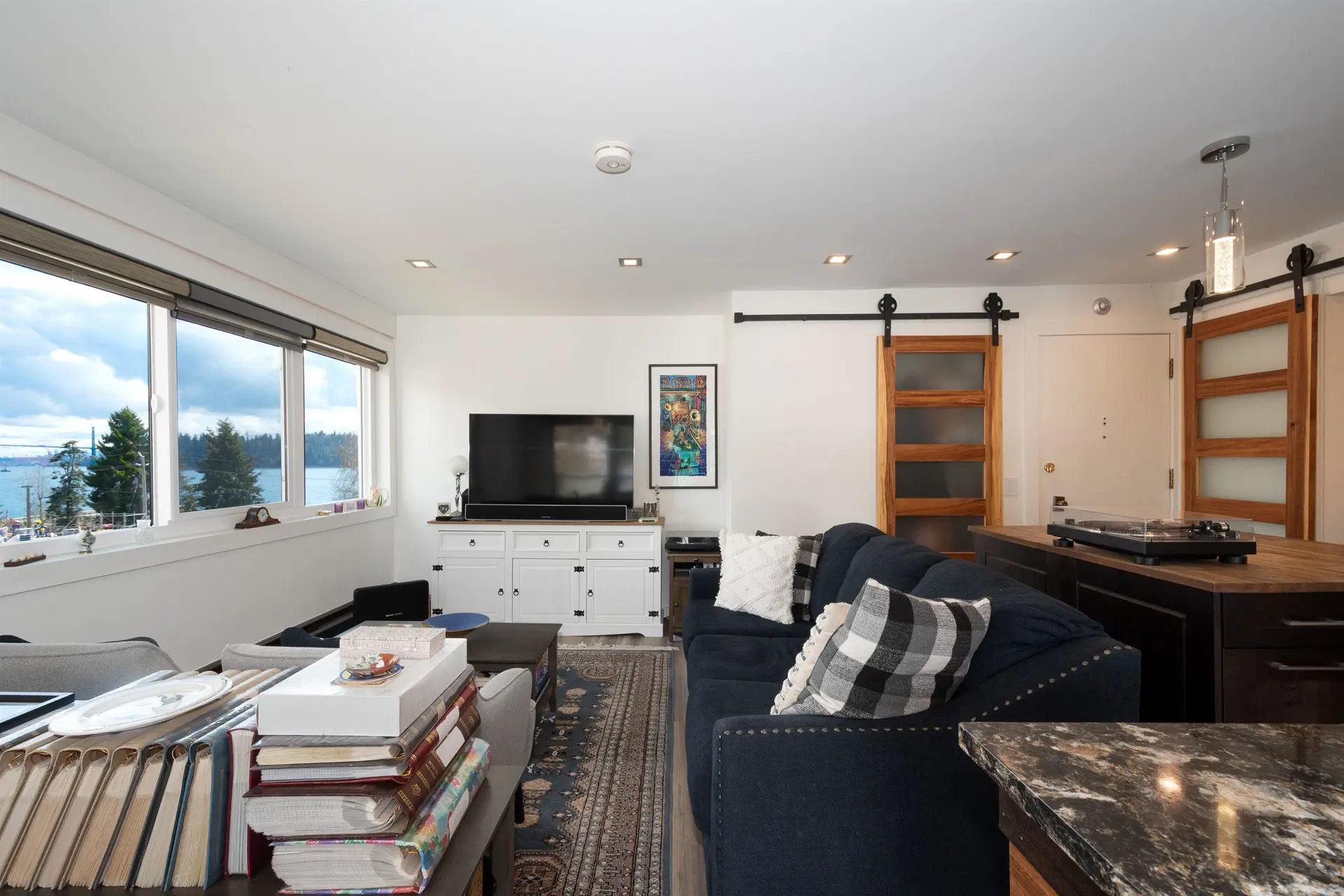 Property at #303 1845 Bellevue Avenue, West Vancouver, BC