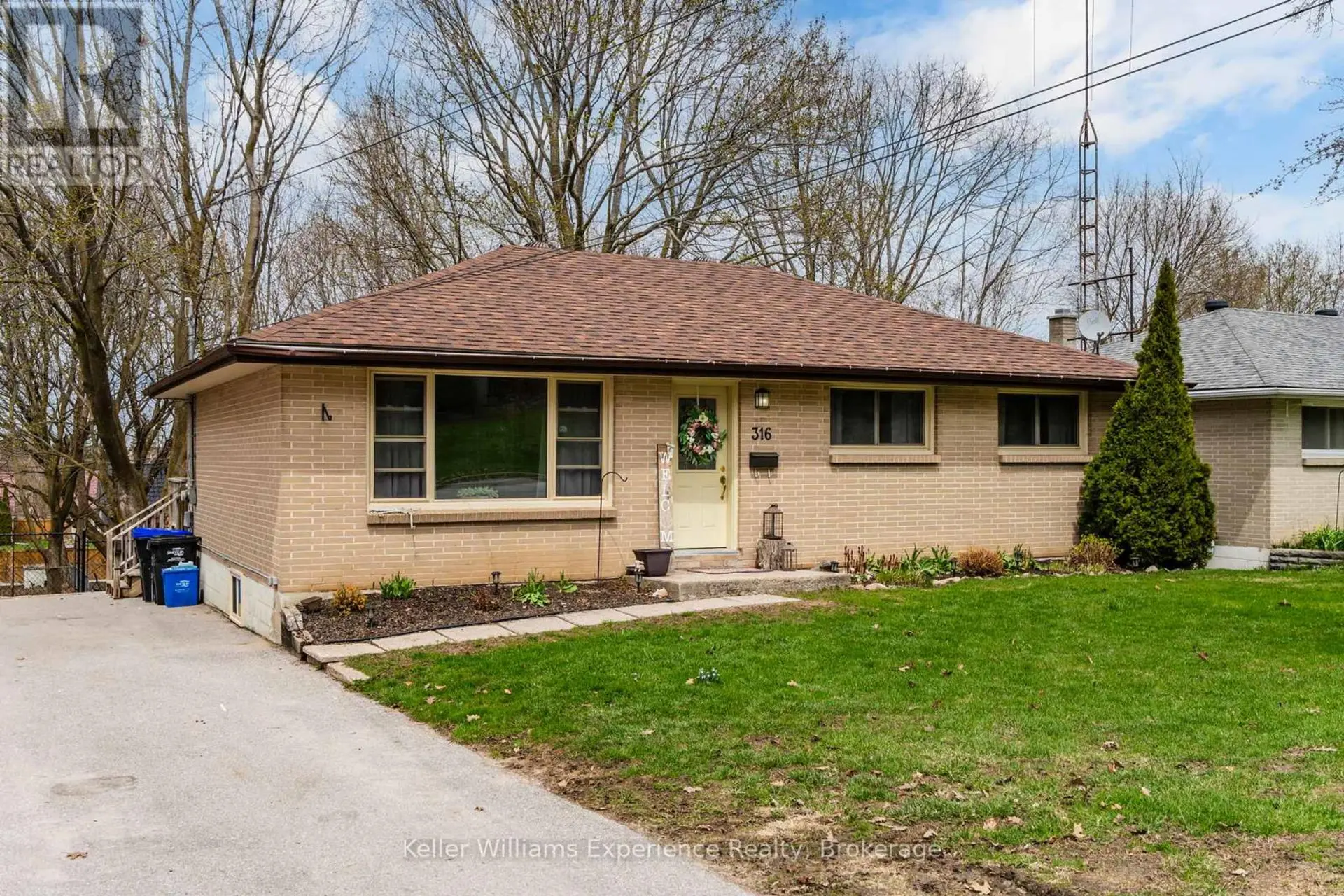 316 HANLY STREET - Image 1