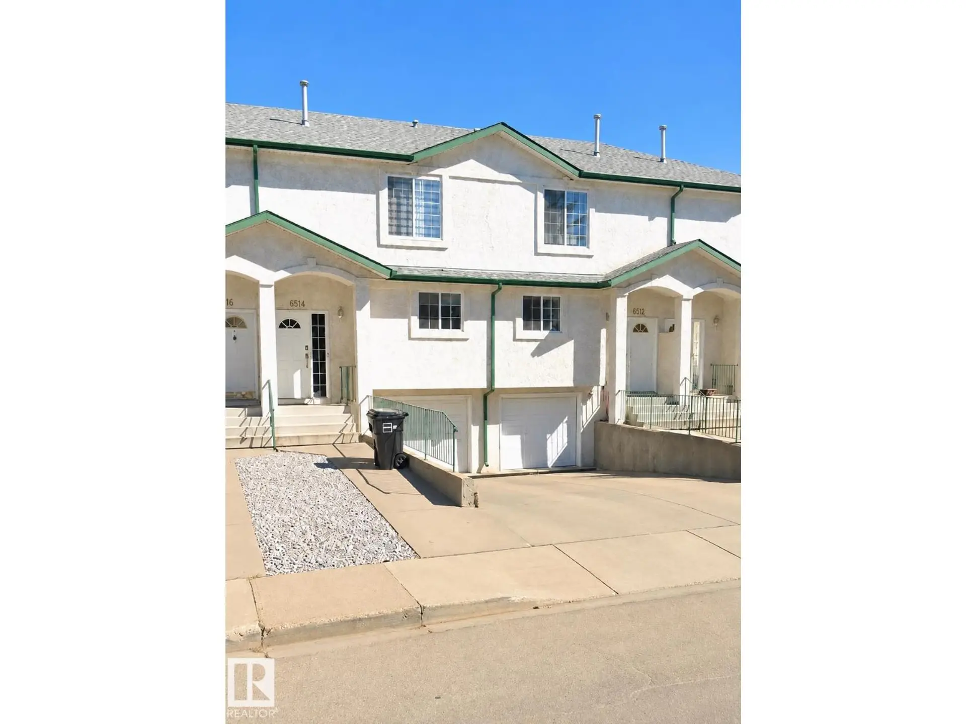 6514 19 AV NW - Image 2