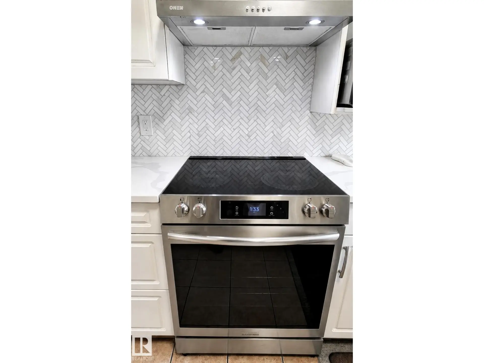 6514 19 AV NW - Image 7