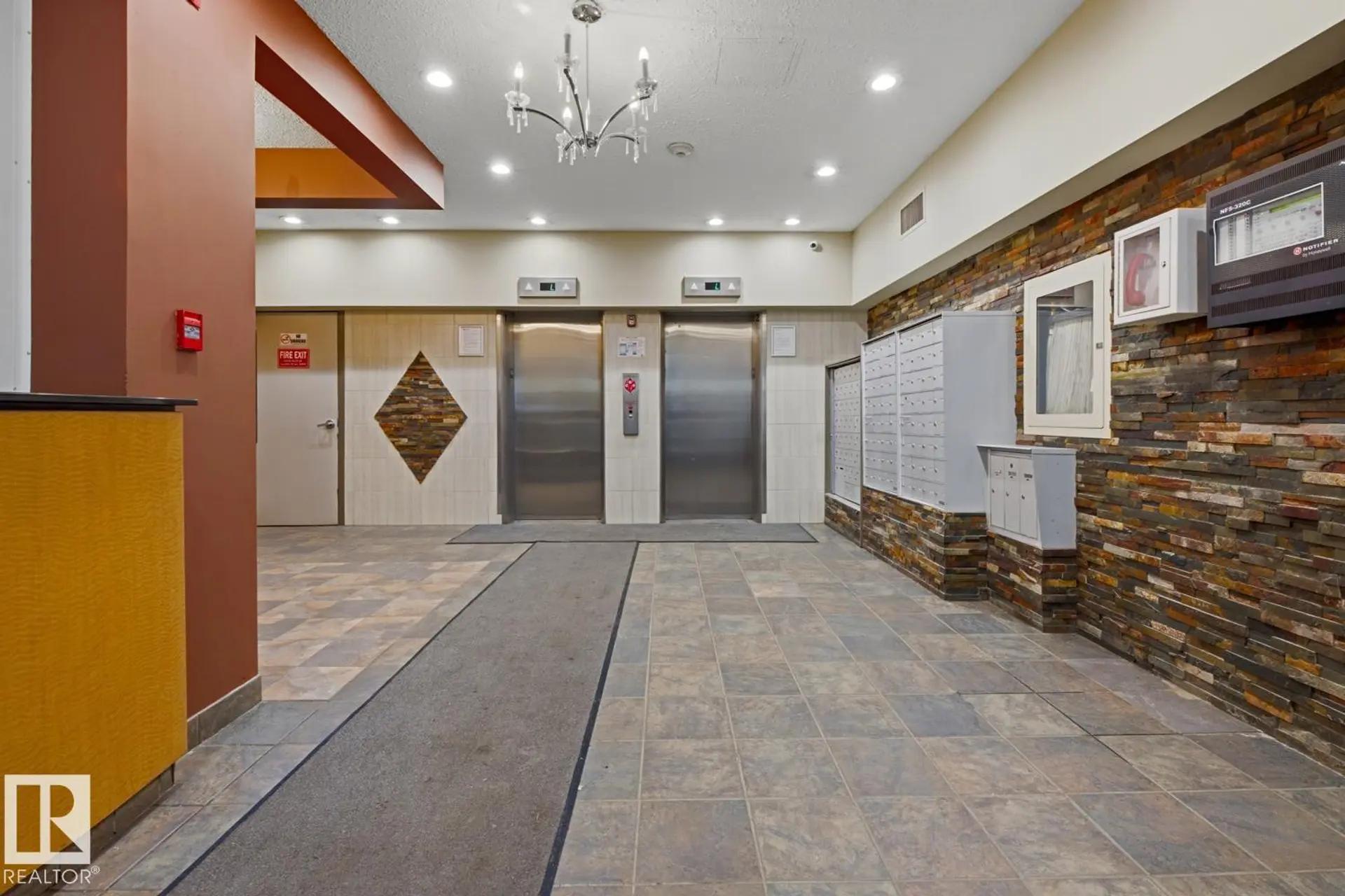 #703 9710 105 ST NW - Image 8